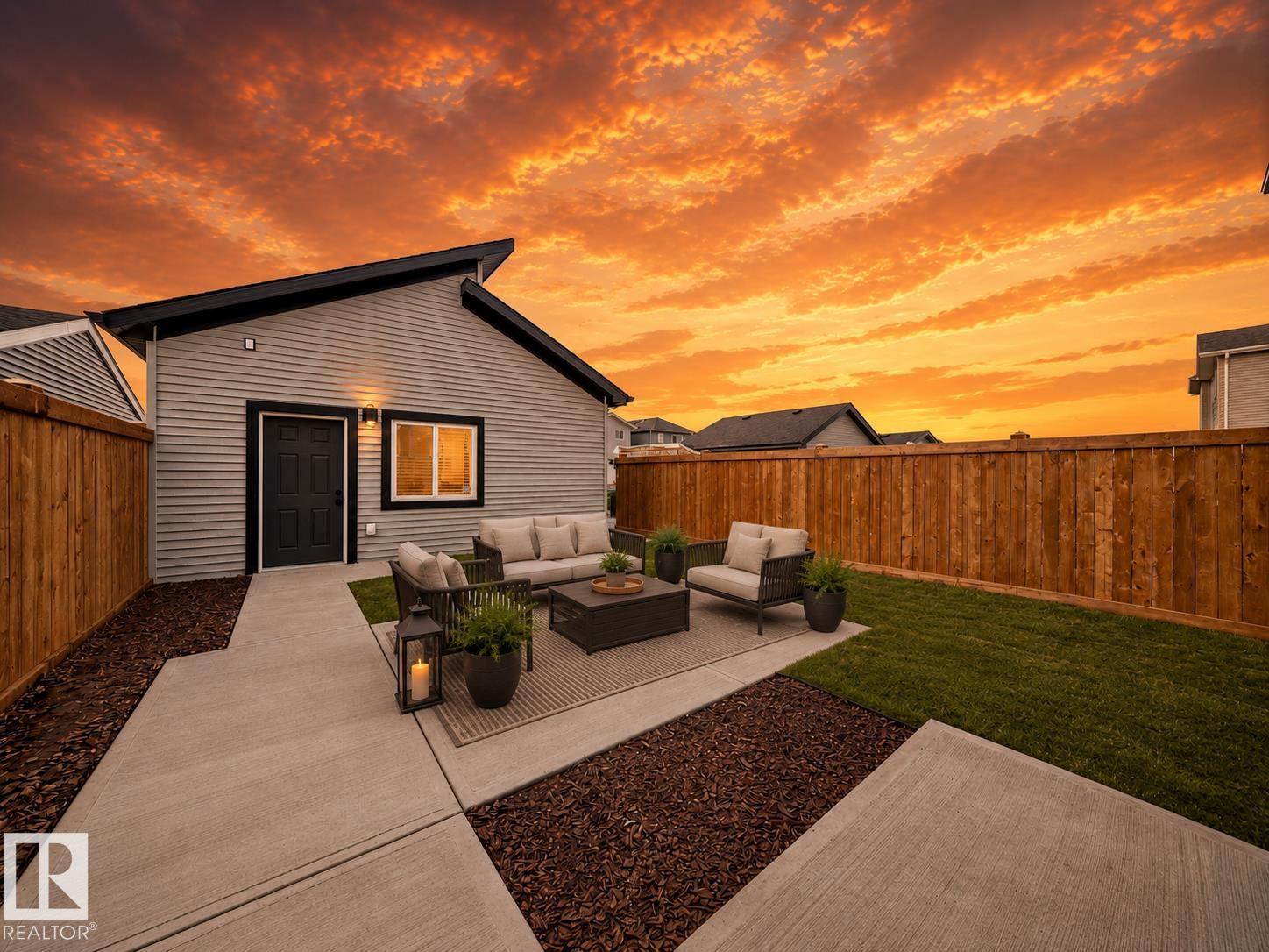 https://zimg.paragon.ice.com/ParagonImages/Property/PM/RAE/225386237/35/0/0/ecb482e0c6cd179c9218e649c8df7b05/1/cdf1233d1fd6a77a37ec516fa3bcc666/225386237-329803a5-1458-44d6-b37d-a80fe13214d6.JPG