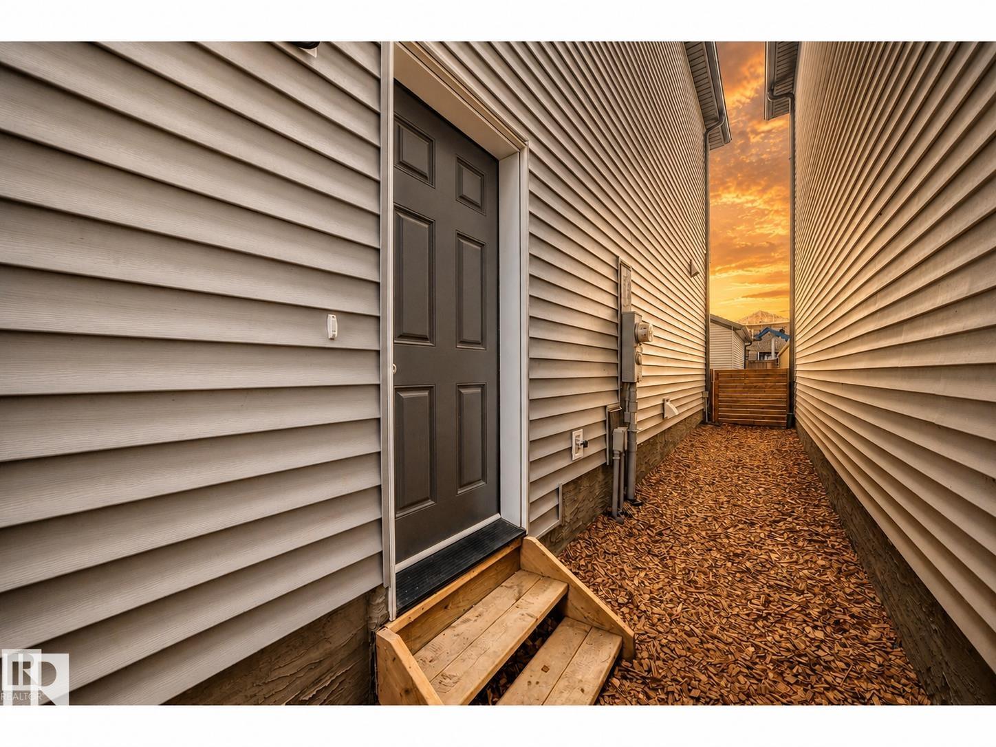 https://zimg.paragon.ice.com/ParagonImages/Property/PM/RAE/225386237/36/0/0/eb6171de99c76a2ff2da8e5348f66822/1/cdf1233d1fd6a77a37ec516fa3bcc666/225386237-4fa97293-753c-427a-800a-58ef1f5a50c8.JPG