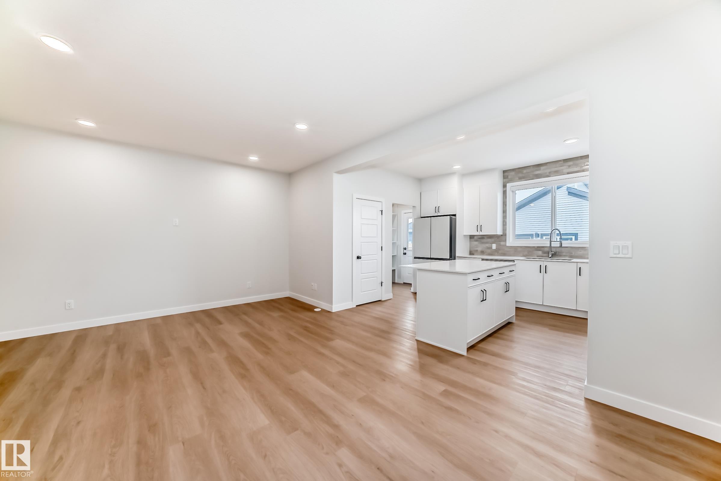 Photo 8 at 2332 159 Street SW, Glenridding Ravine, Edmonton