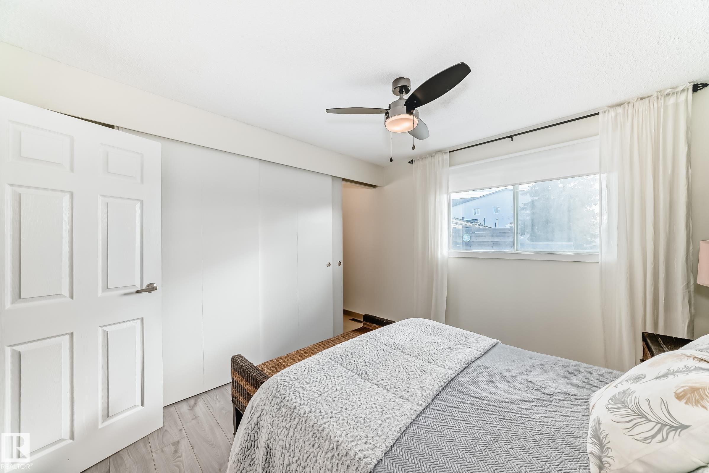 Photo 14 at 6111 18 Avenue NW, Meyokumin, Edmonton