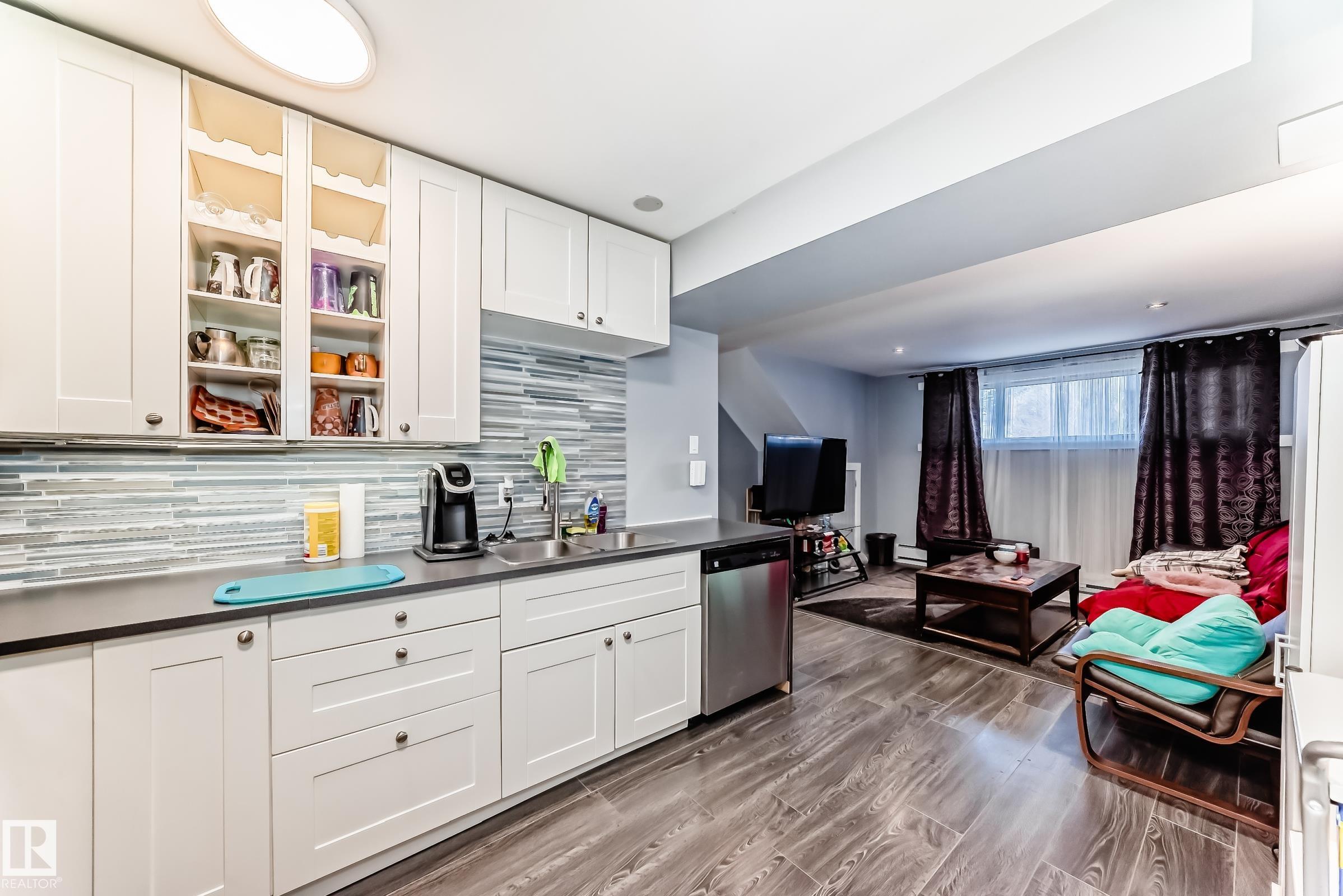 Photo 26 at 6111 18 Avenue NW, Meyokumin, Edmonton