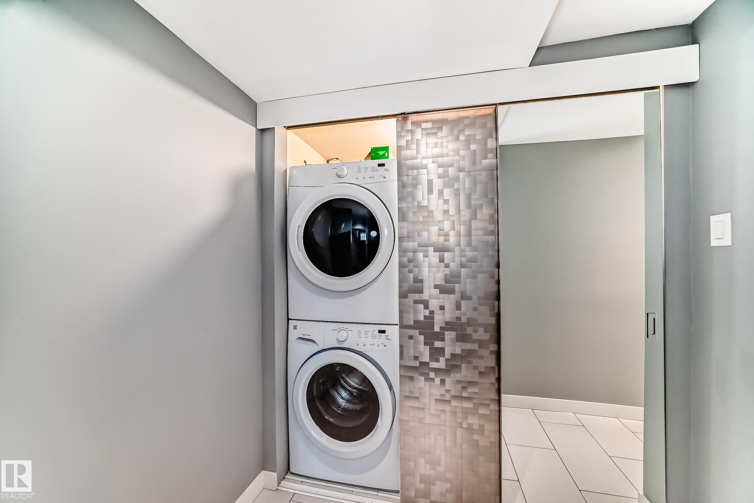 Photo 33 at 6111 18 Avenue NW, Meyokumin, Edmonton