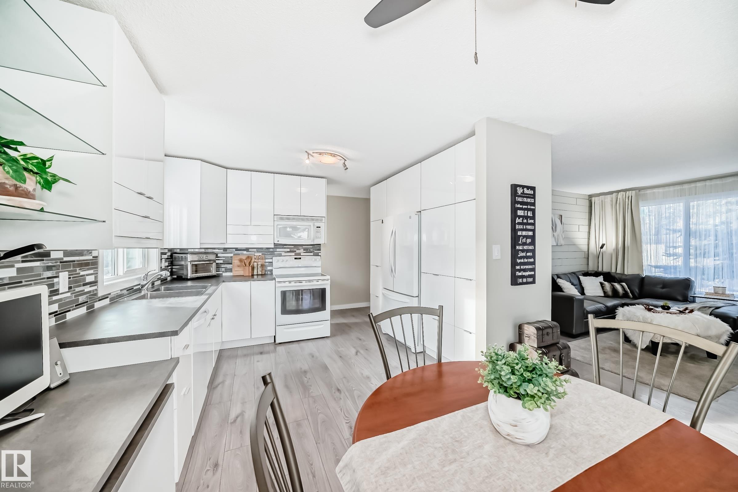 Photo 8 at 6111 18 Avenue NW, Meyokumin, Edmonton