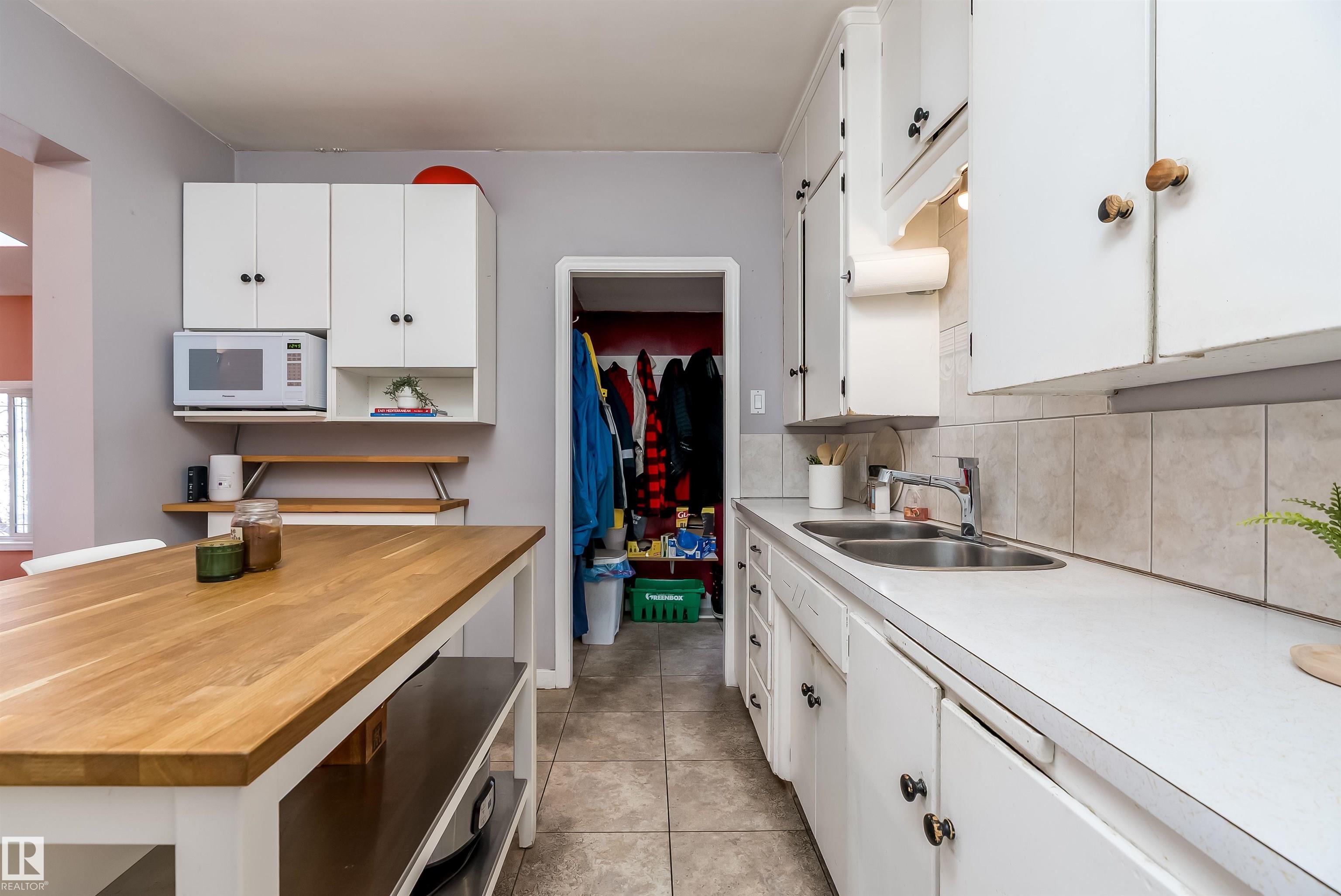 Photo 13 at 4426 53 Avenue, North Telford, Leduc