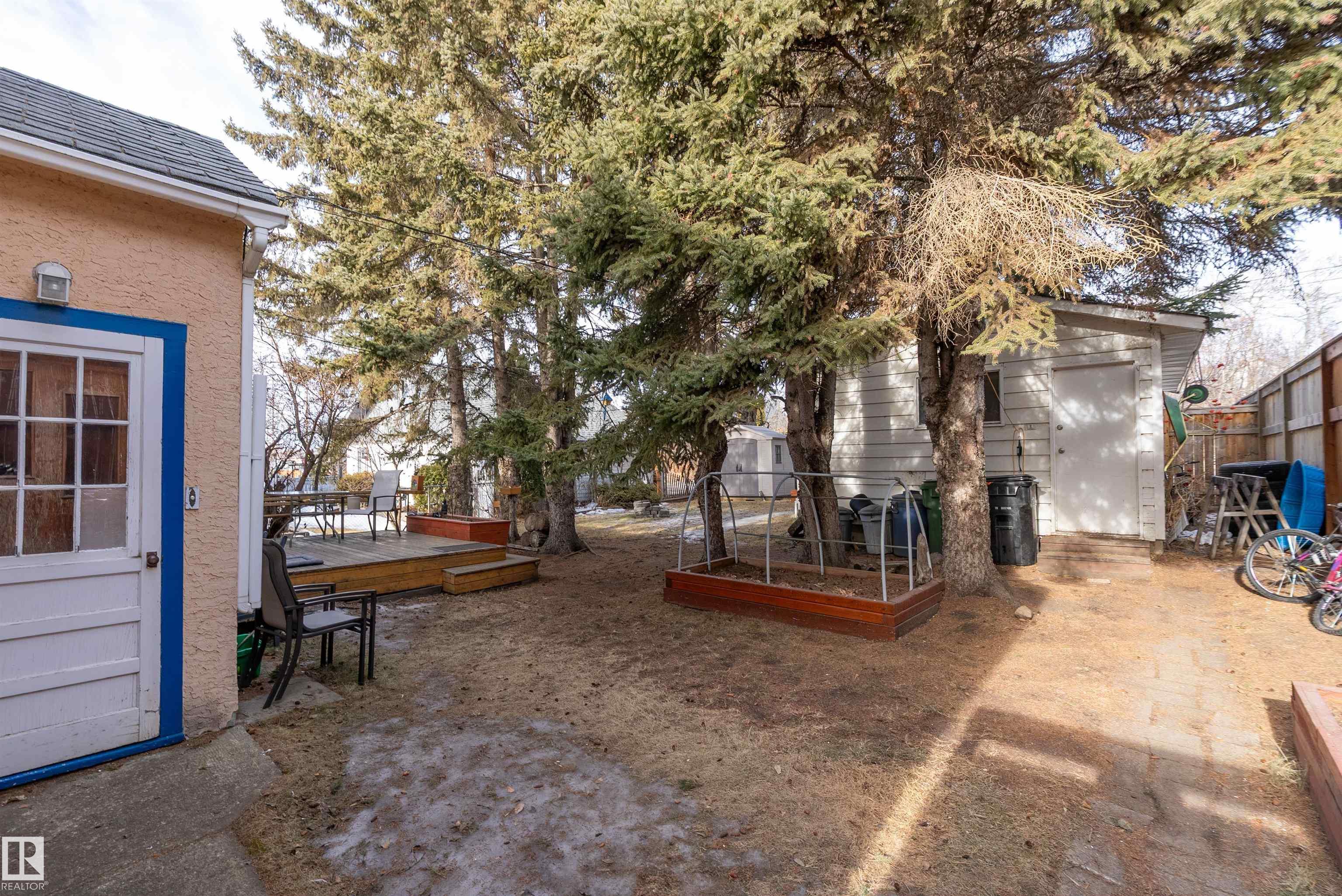 Photo 37 at 4426 53 Avenue, North Telford, Leduc