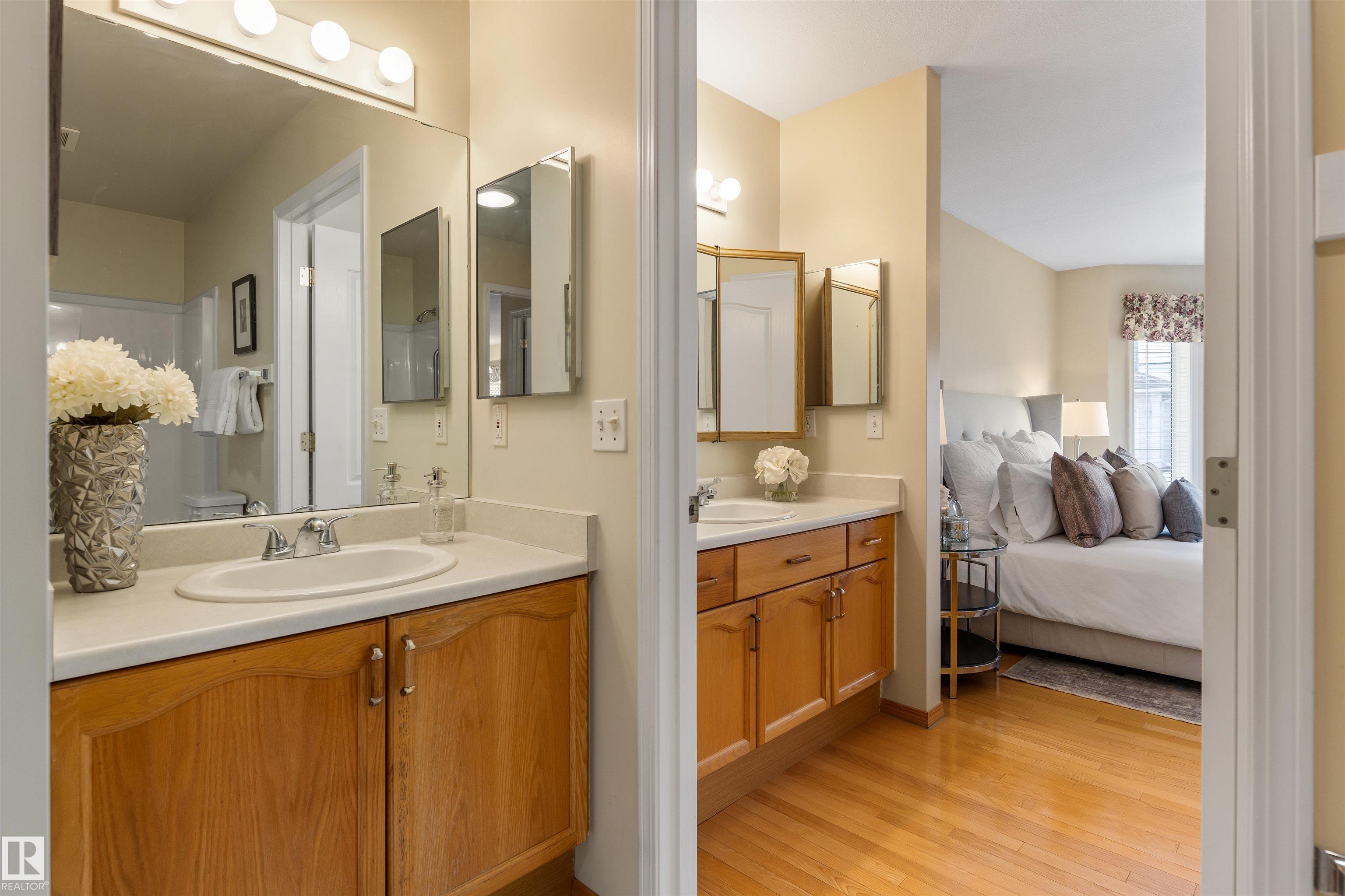 Photo 12 at 35 - 13320 124 Street NW, Kensington, Edmonton