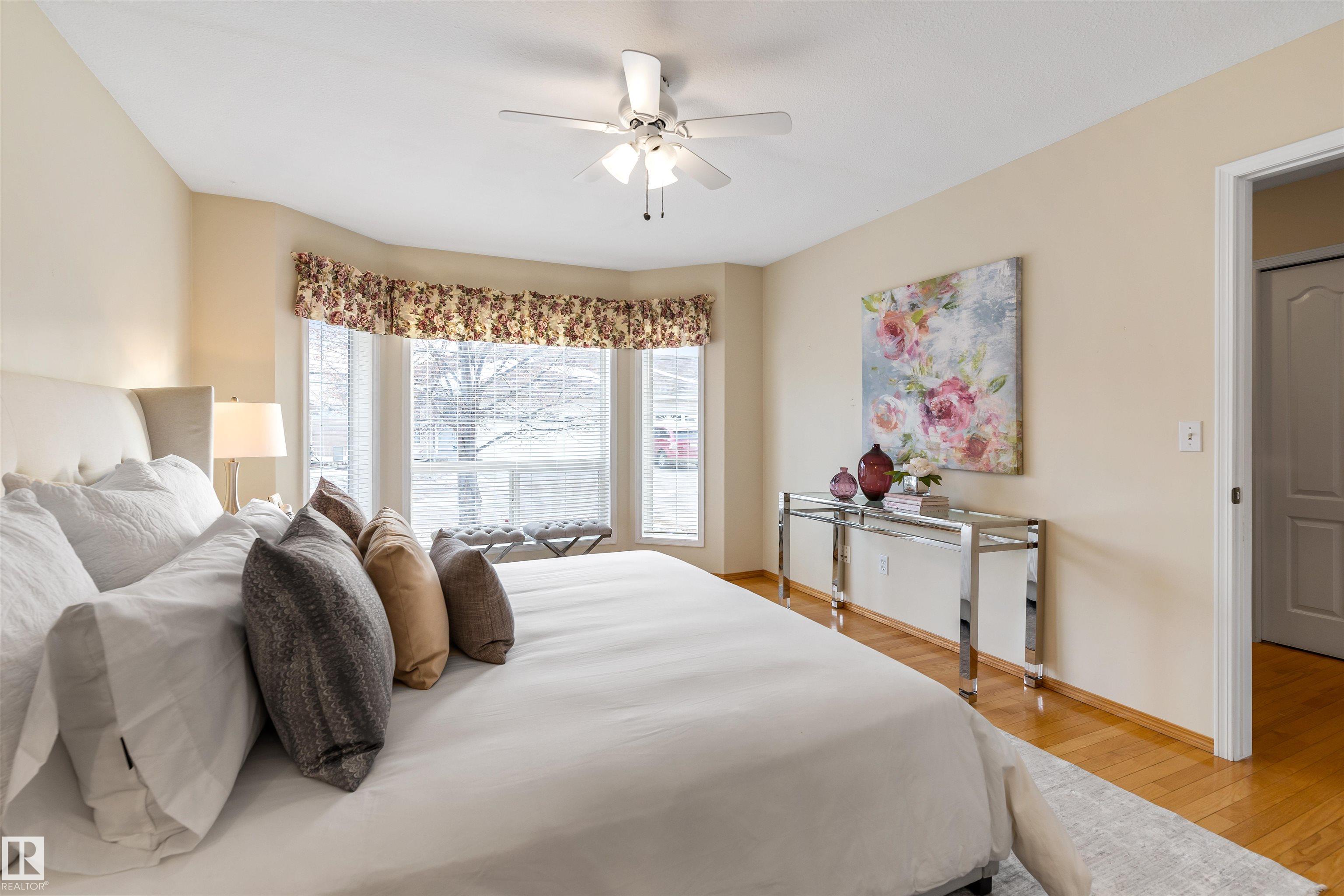 Photo 9 at 35 - 13320 124 Street NW, Kensington, Edmonton