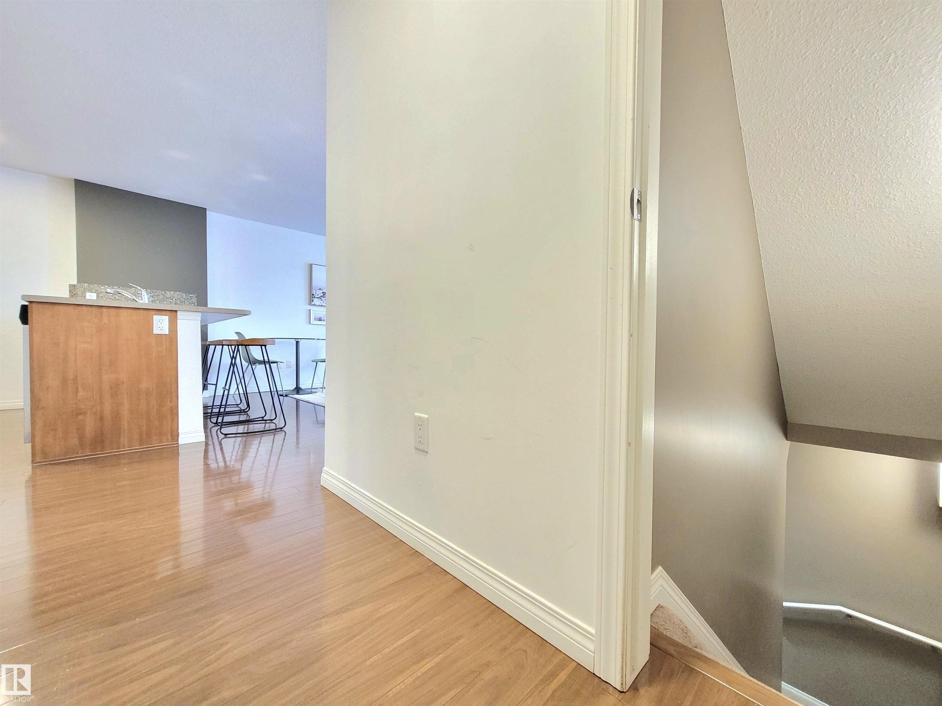 https://zimg.paragon.ice.com/ParagonImages/Property/PM/RAE/225386272/27/0/0/70aab7ccbb2d430ff35ab8ab47bcab83/1/0904ec114ef3450b04648501c438a141/225386272-35622ae2-a350-4447-b474-44748fe9b58a.JPG