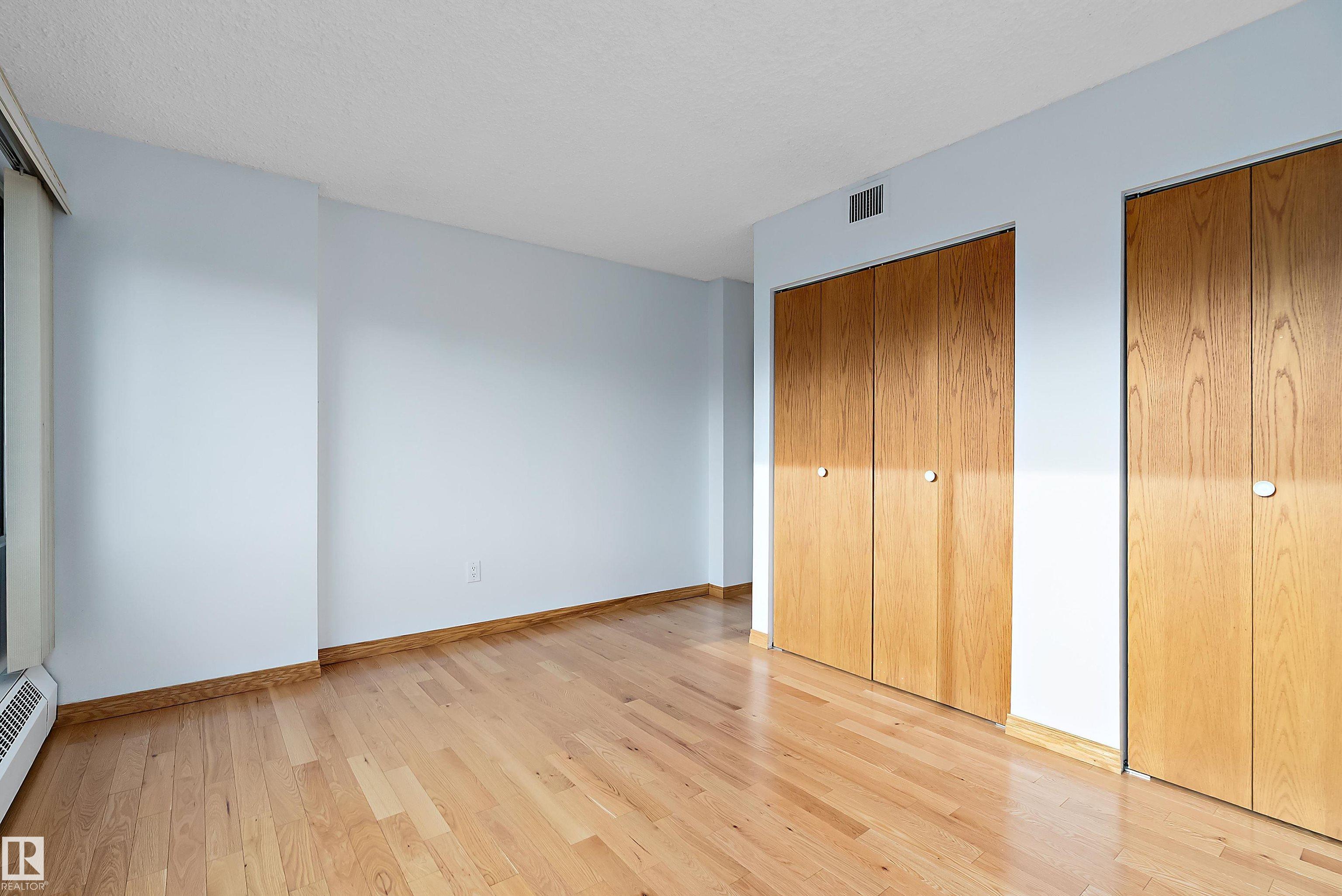 https://zimg.paragon.ice.com/ParagonImages/Property/PM/RAE/225386282/16/0/0/439b3f660ba3c6eb2216539467b8bb6f/1/d388c69825599d78d8515d0af01ee2a9/225386282-2b07a346-e91d-4a98-8472-3c890f3989ac.JPG
