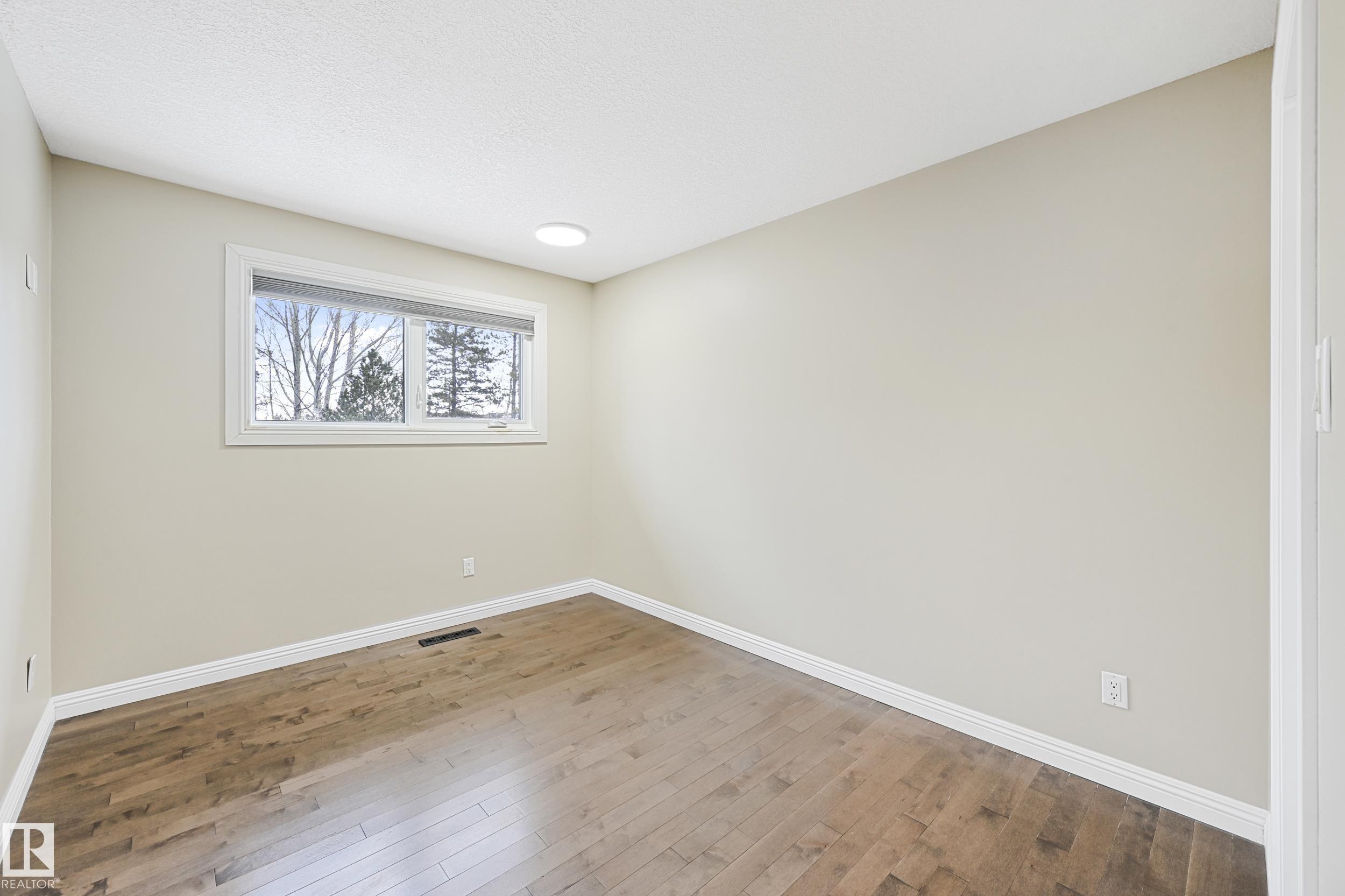 Photo 23 at 2 Westbrook Drive NW, Westbrook Estate, Edmonton