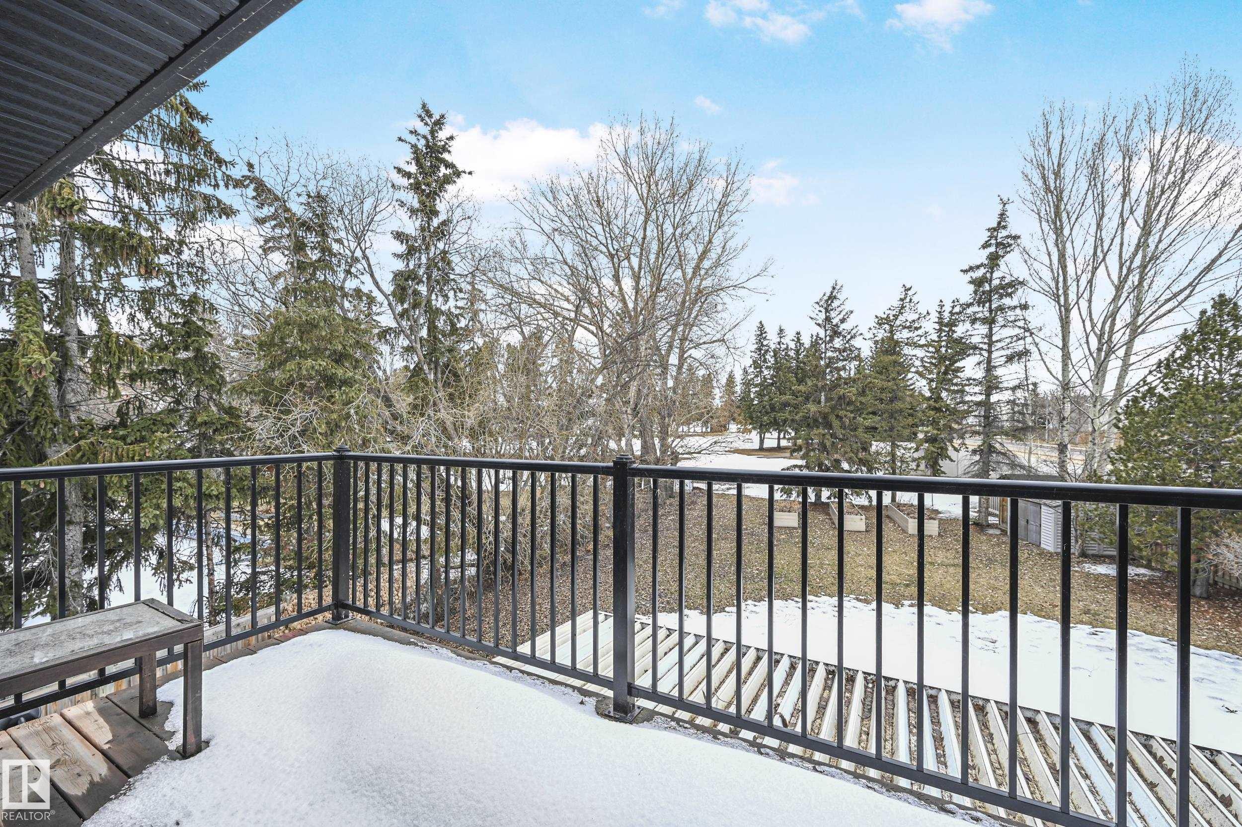 Photo 31 at 2 Westbrook Drive NW, Westbrook Estate, Edmonton