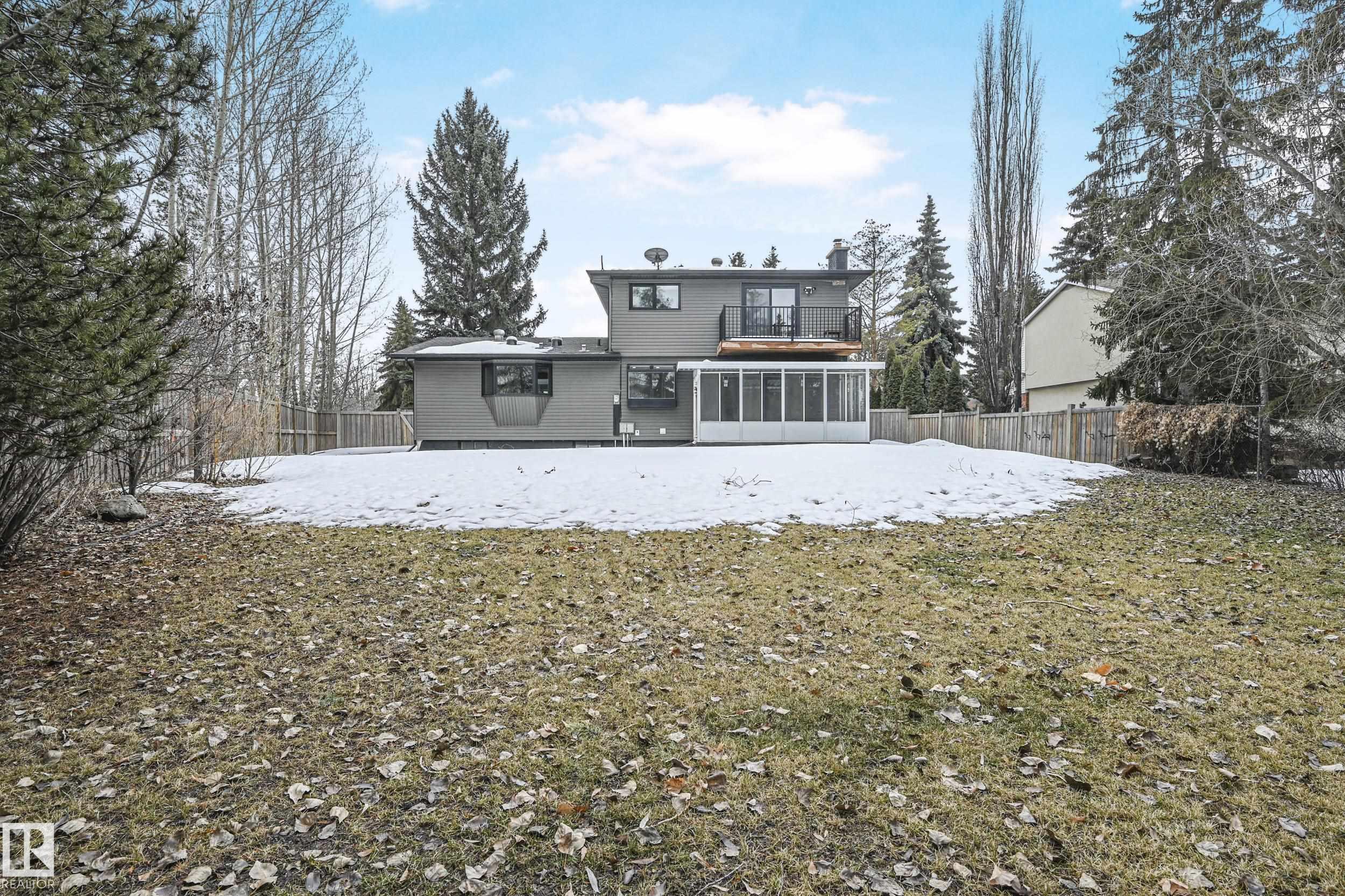 Photo 33 at 2 Westbrook Drive NW, Westbrook Estate, Edmonton