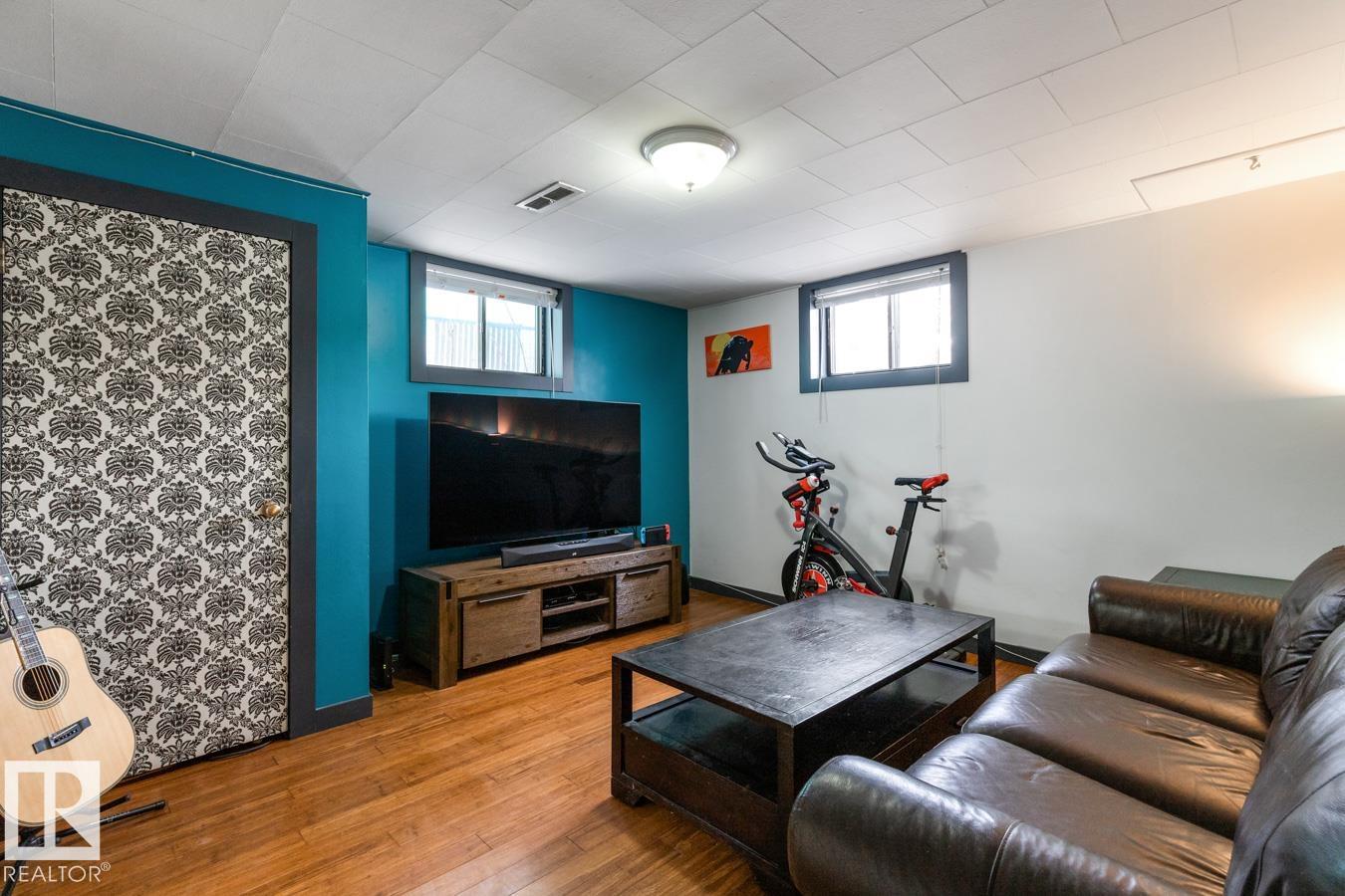 Photo 19 at 7708 78 Avenue NW, King Edward Park, Edmonton