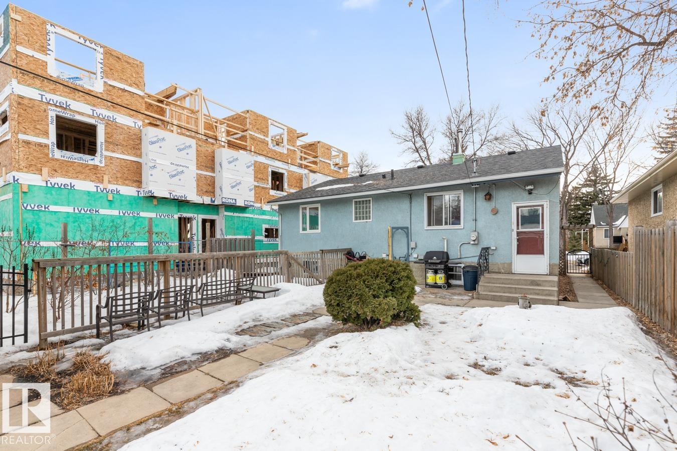 Photo 31 at 7708 78 Avenue NW, King Edward Park, Edmonton