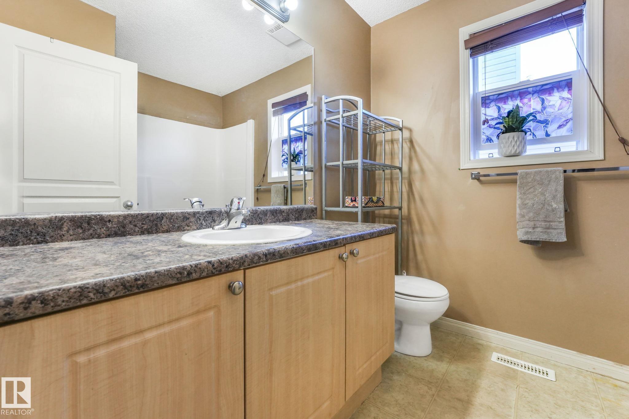 Photo 13 at 3993 Mcmullen Green green SW, Macewan, Edmonton