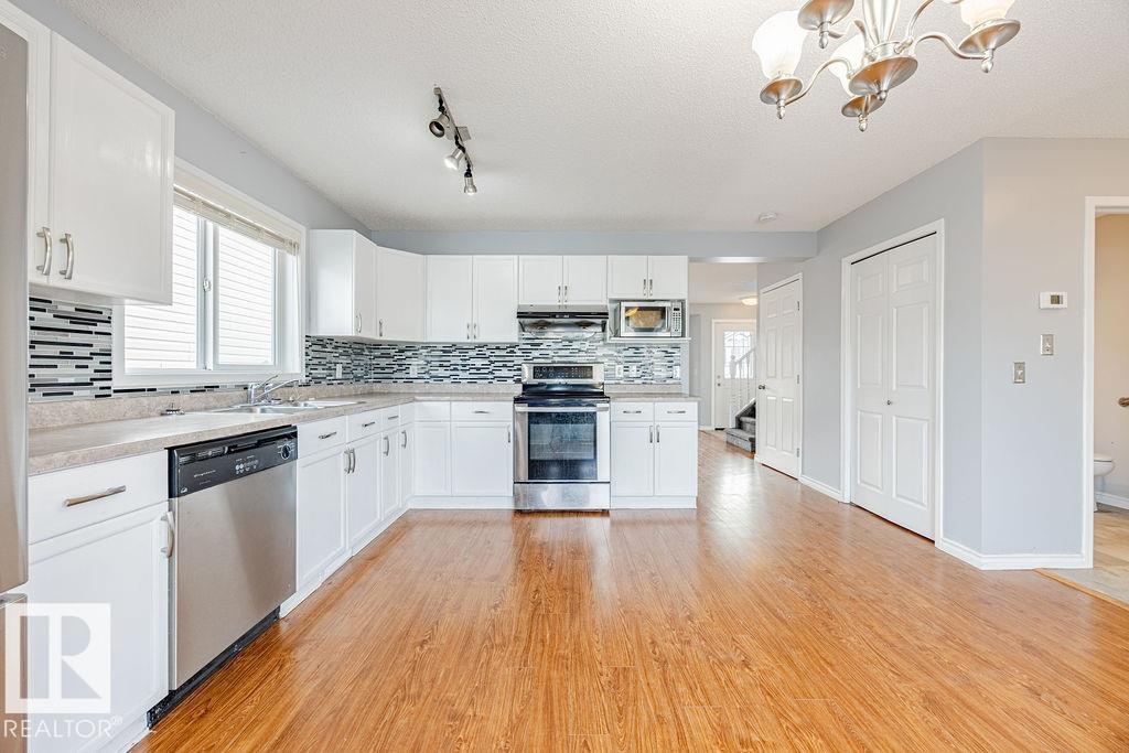 Photo 14 at 820 Mcallister Crescent SW, Macewan, Edmonton