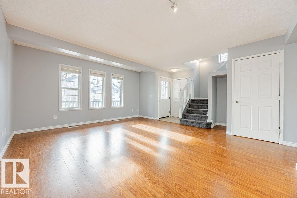 Photo 9 at 820 Mcallister Crescent SW, Macewan, Edmonton