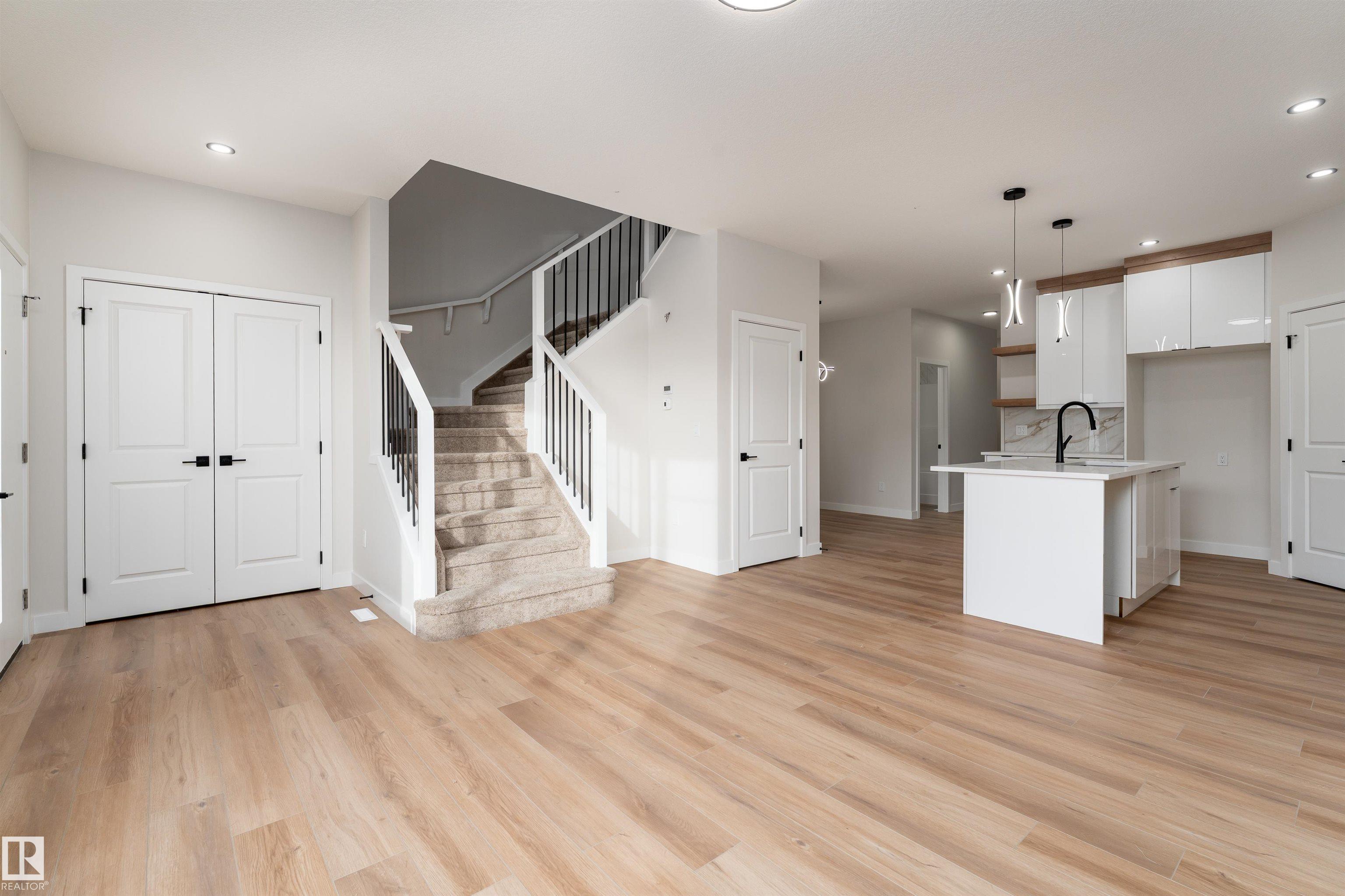 Photo 12 at 30 Westwyck Link, Fenwyck, Spruce Grove