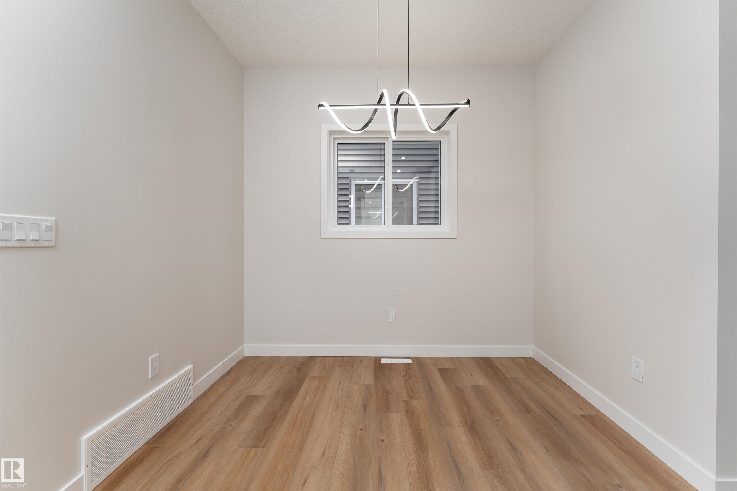 Photo 15 at 30 Westwyck Link, Fenwyck, Spruce Grove