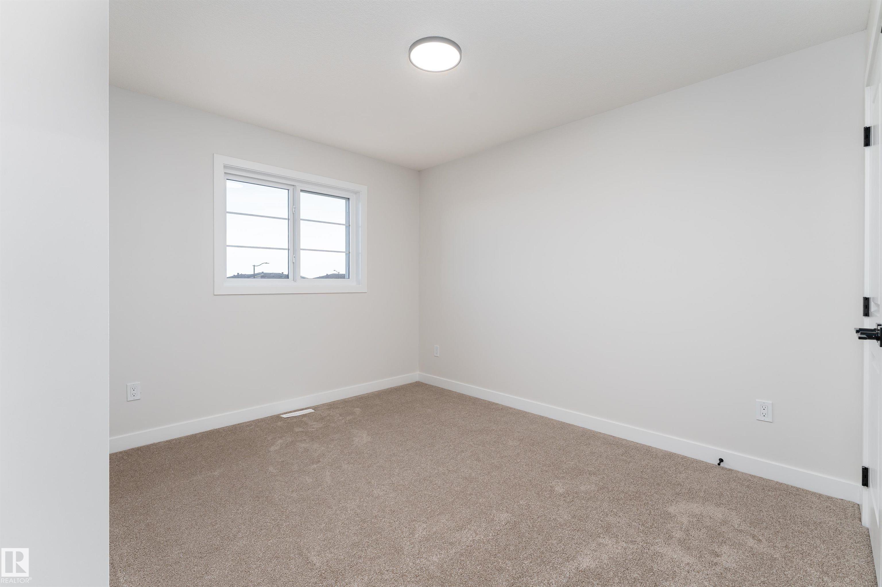 Photo 34 at 30 Westwyck Link, Fenwyck, Spruce Grove