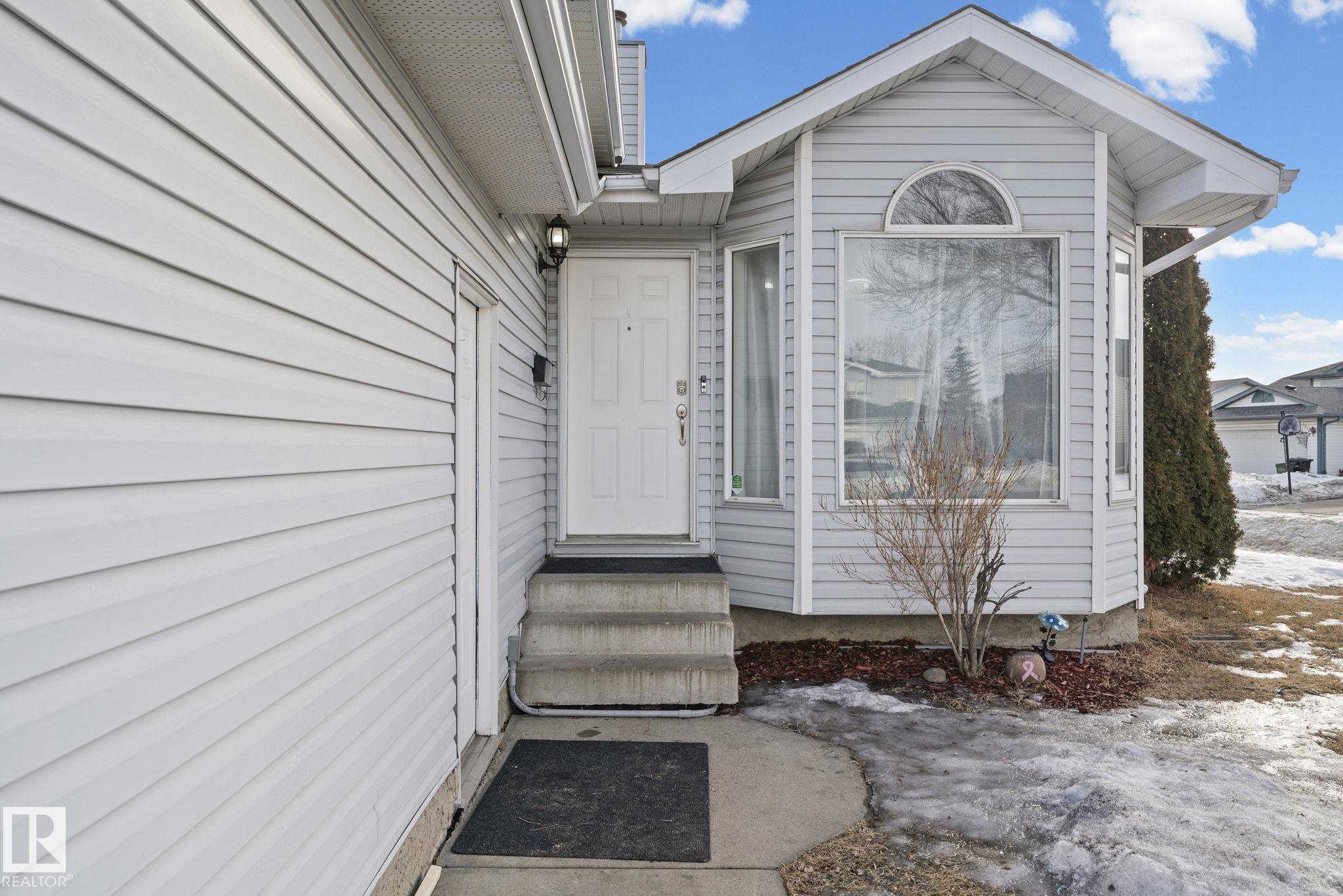 Photo 6 at 13859 131a Avenue NW, Athlone, Edmonton