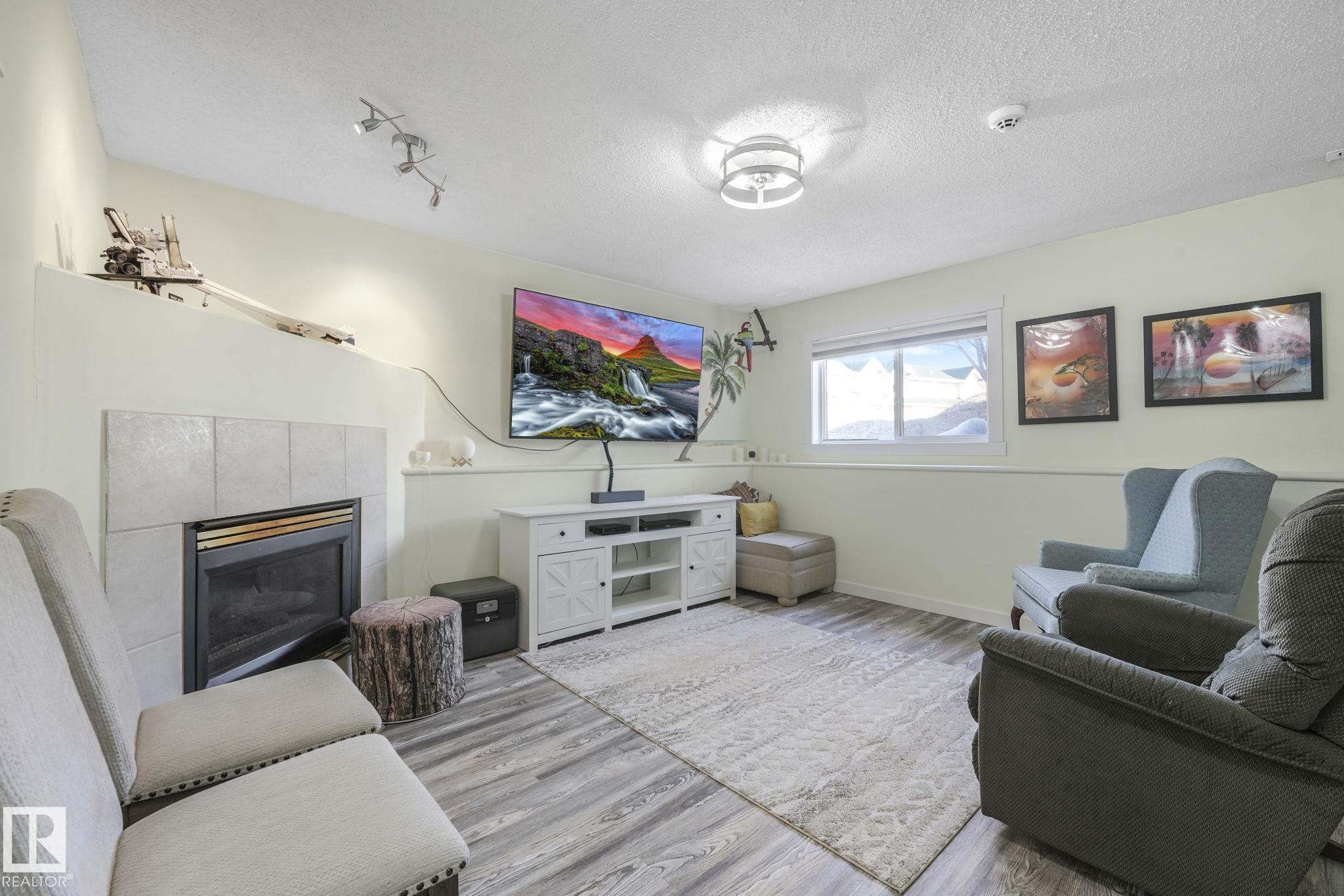 Photo 42 at 24 - 2419 133 Avenue NW, Kernohan, Edmonton