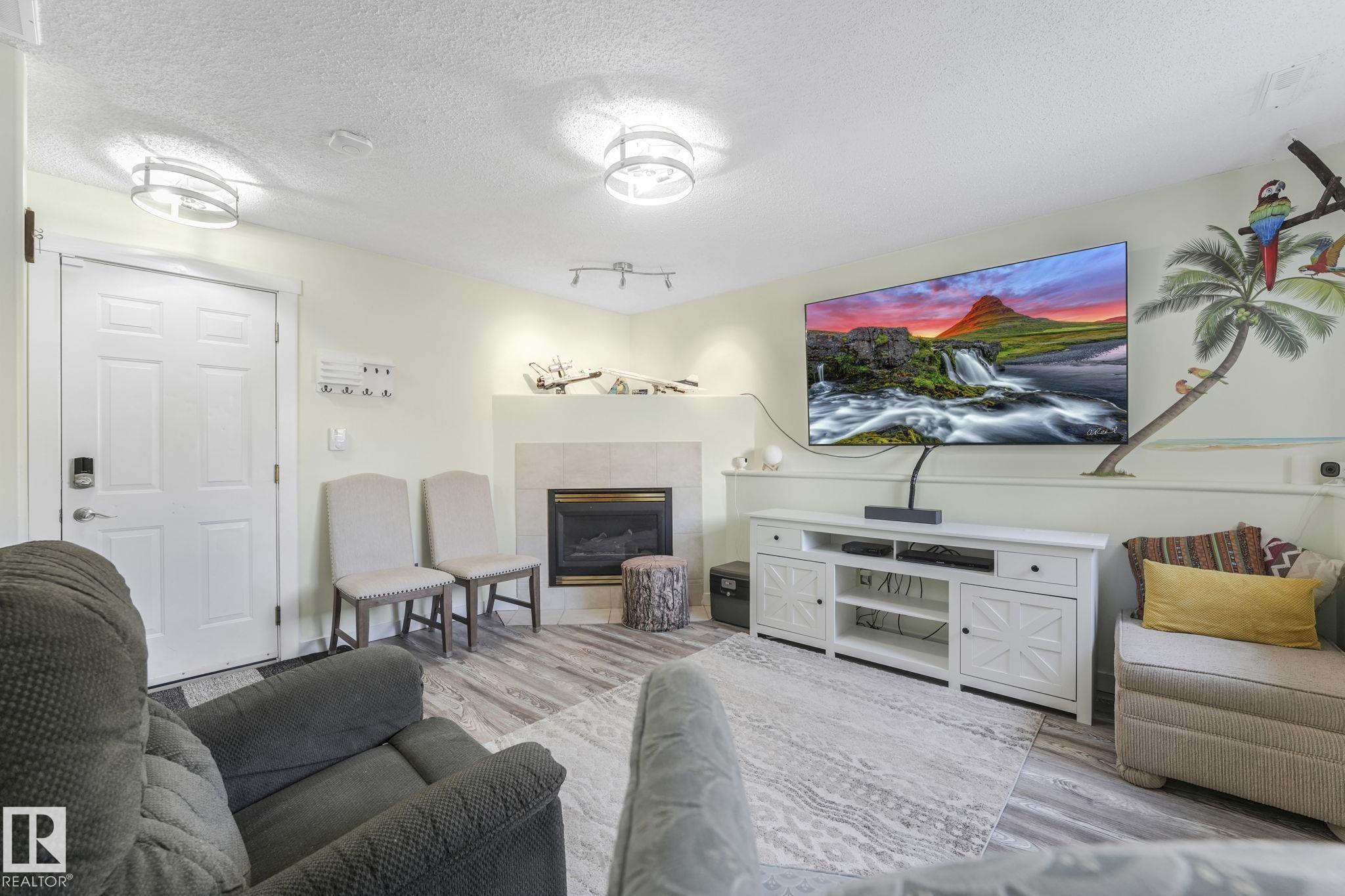 Photo 43 at 24 - 2419 133 Avenue NW, Kernohan, Edmonton