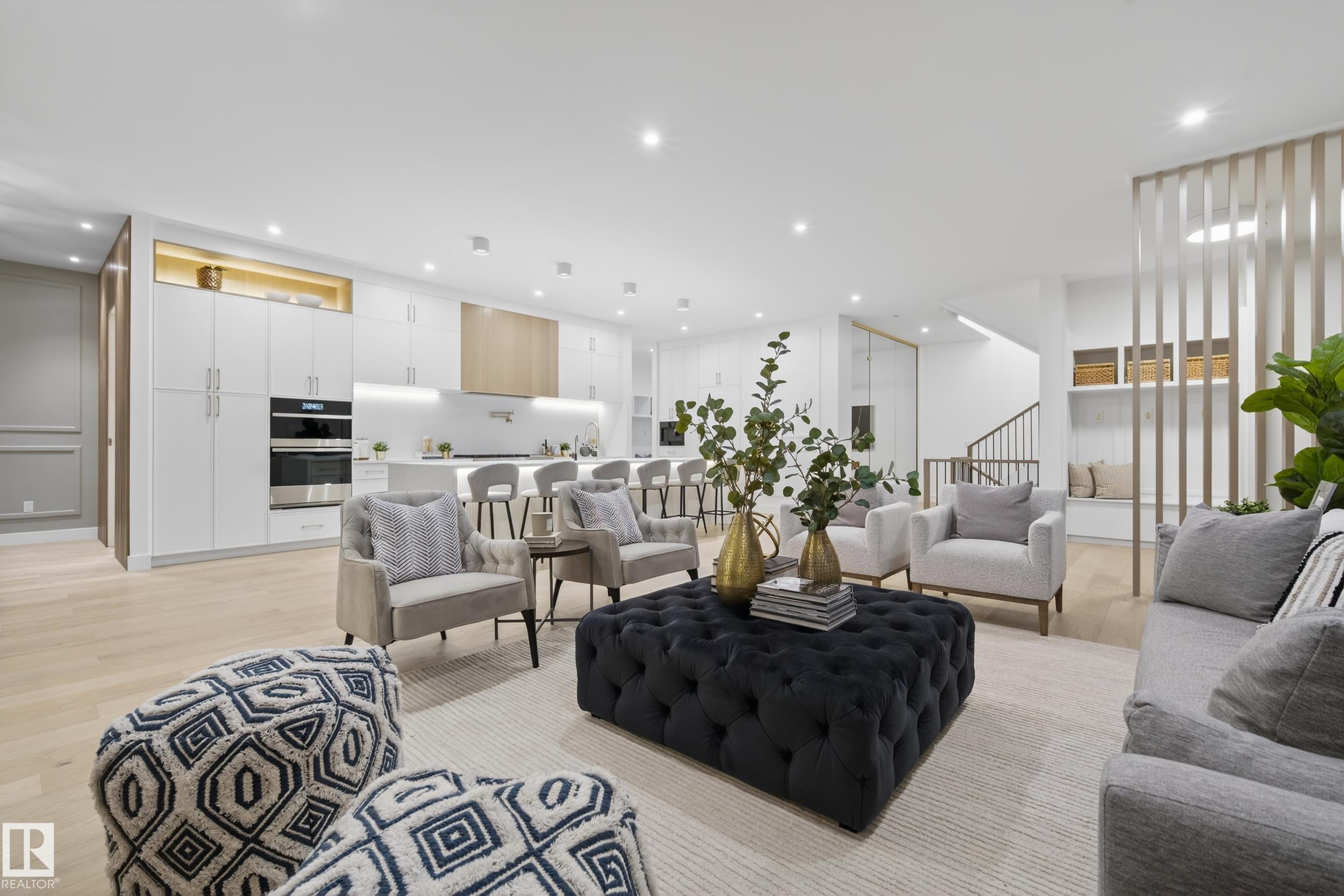 Photo 12 at 14320 Mackenzie Drive NW, Crestwood, Edmonton