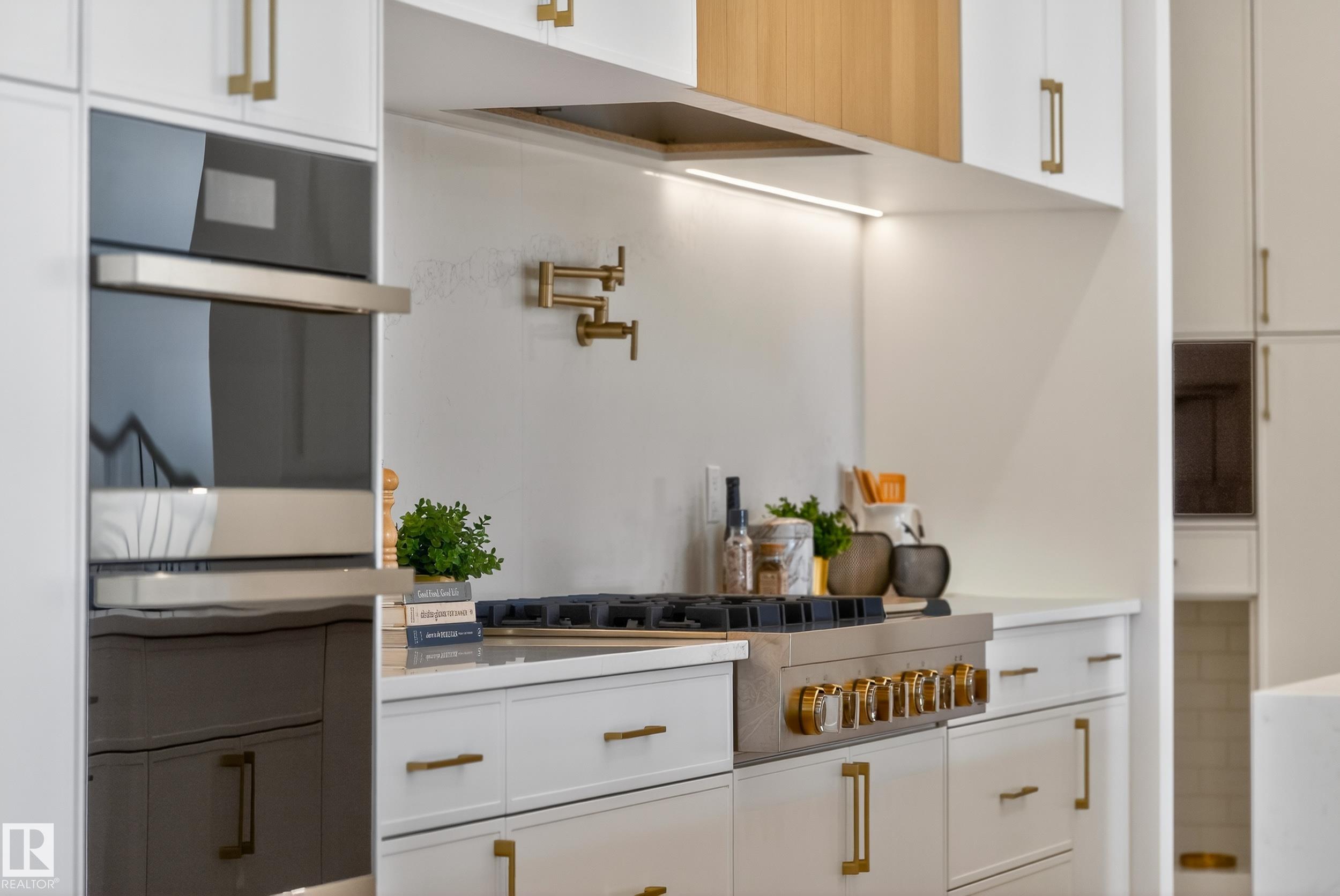 Photo 24 at 14320 Mackenzie Drive NW, Crestwood, Edmonton