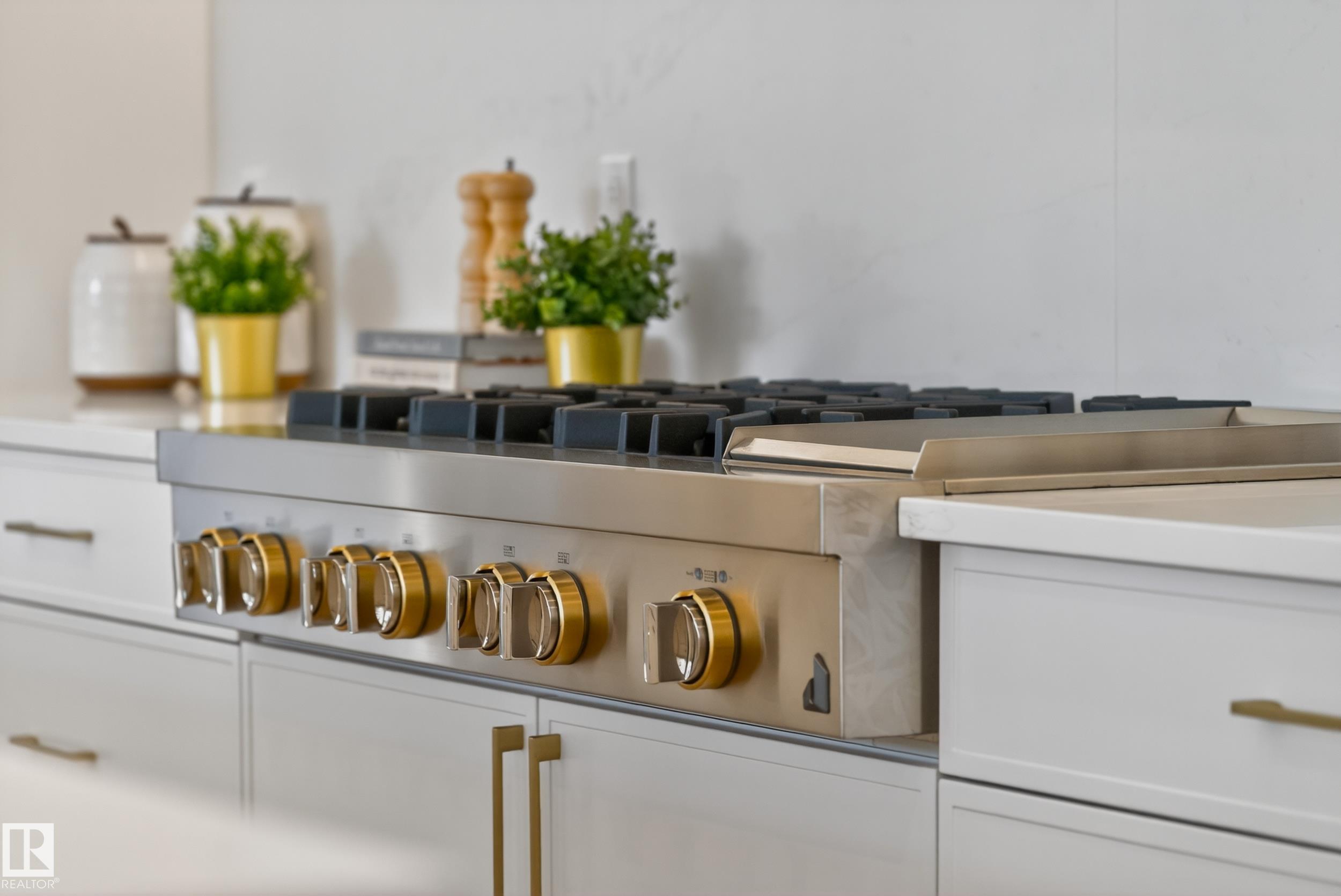 Photo 25 at 14320 Mackenzie Drive NW, Crestwood, Edmonton