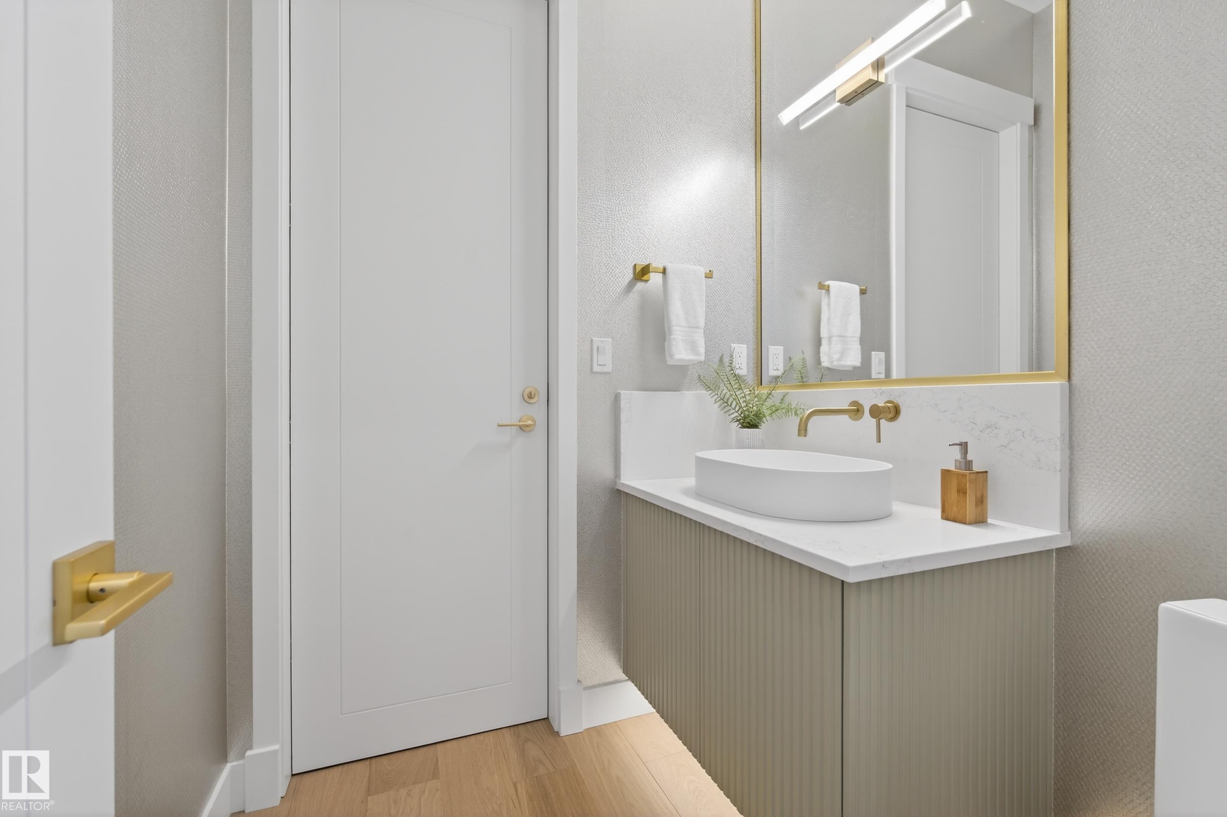 Photo 35 at 14320 Mackenzie Drive NW, Crestwood, Edmonton