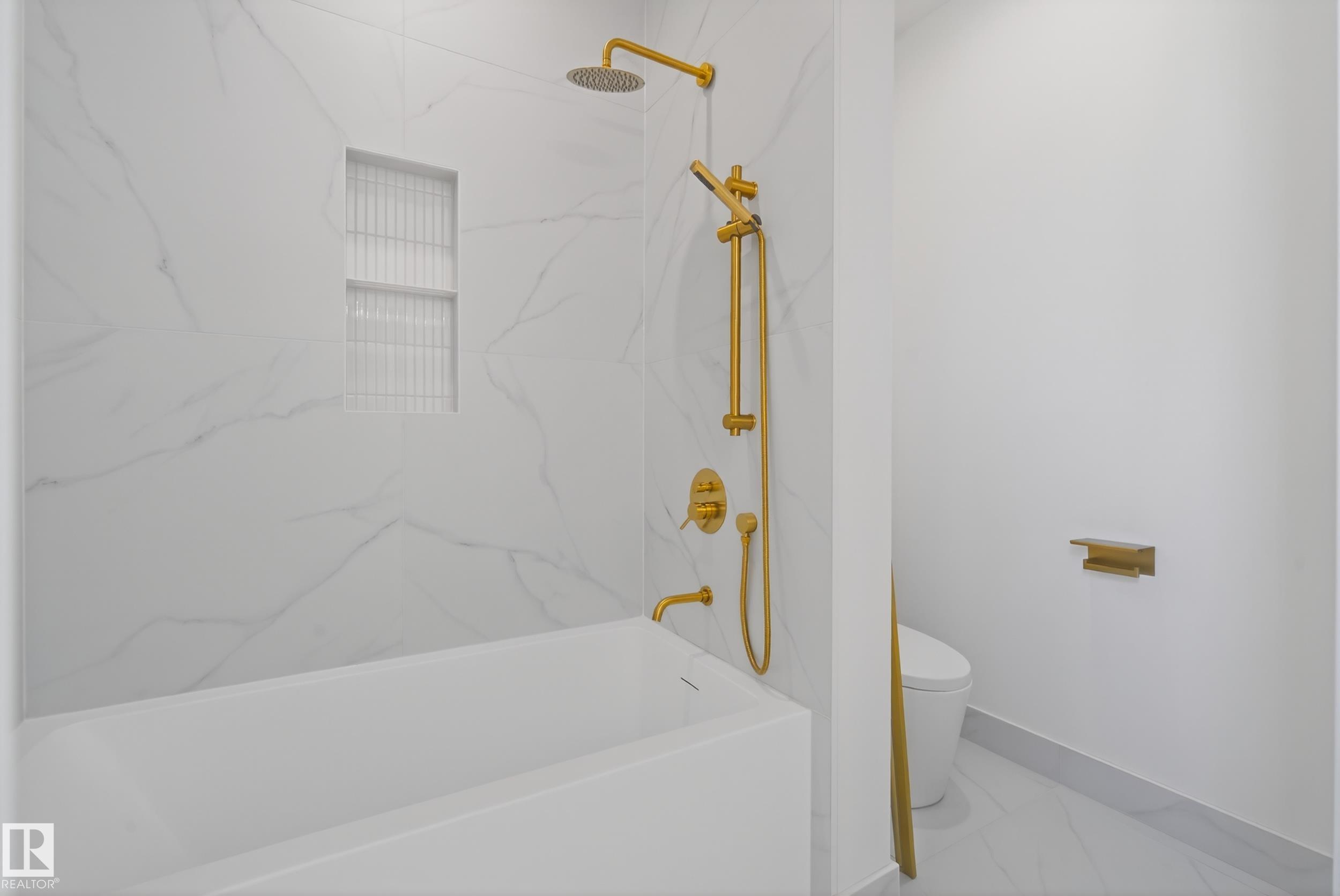 Photo 39 at 14320 Mackenzie Drive NW, Crestwood, Edmonton