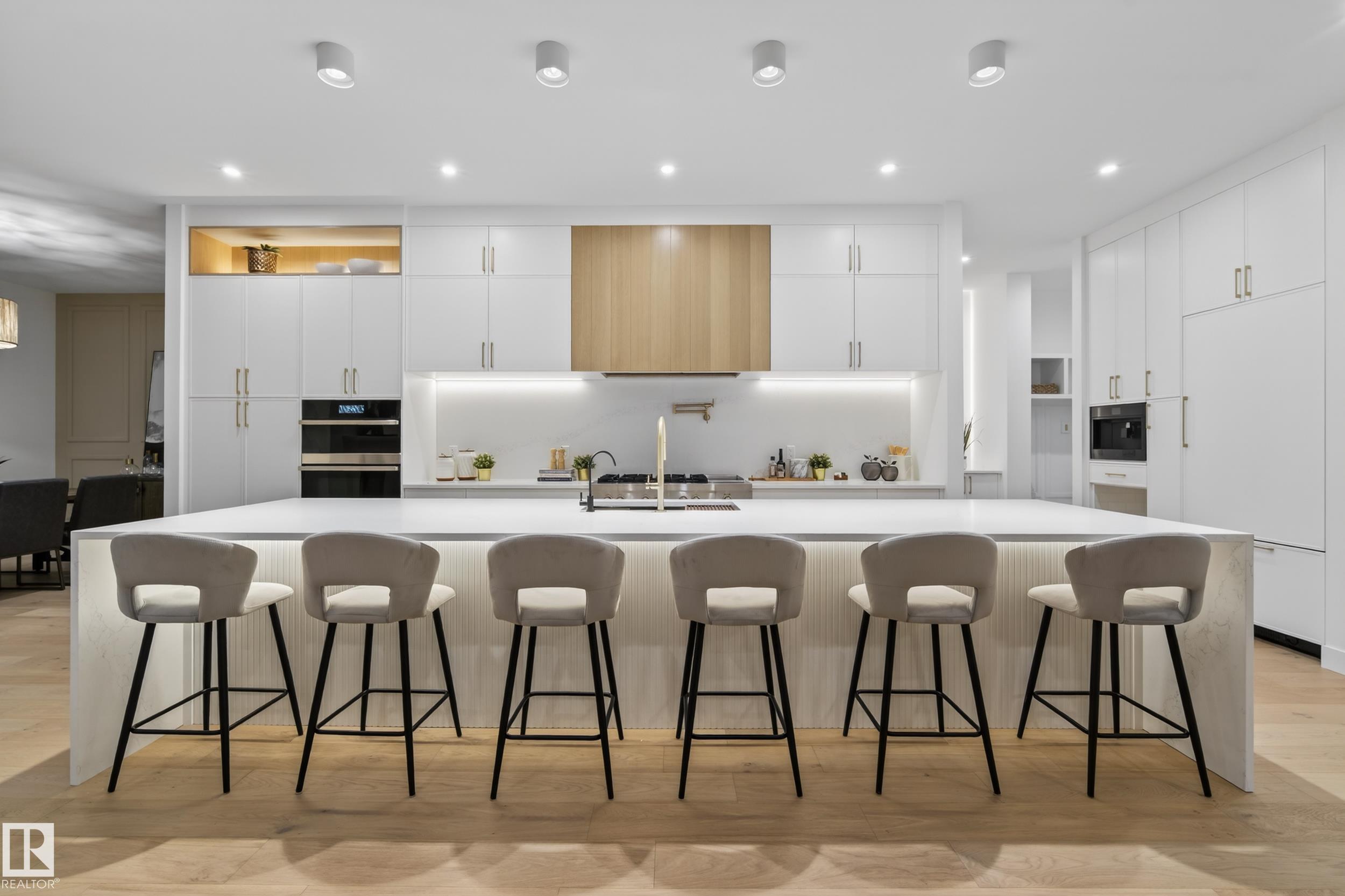 Photo 8 at 14320 Mackenzie Drive NW, Crestwood, Edmonton