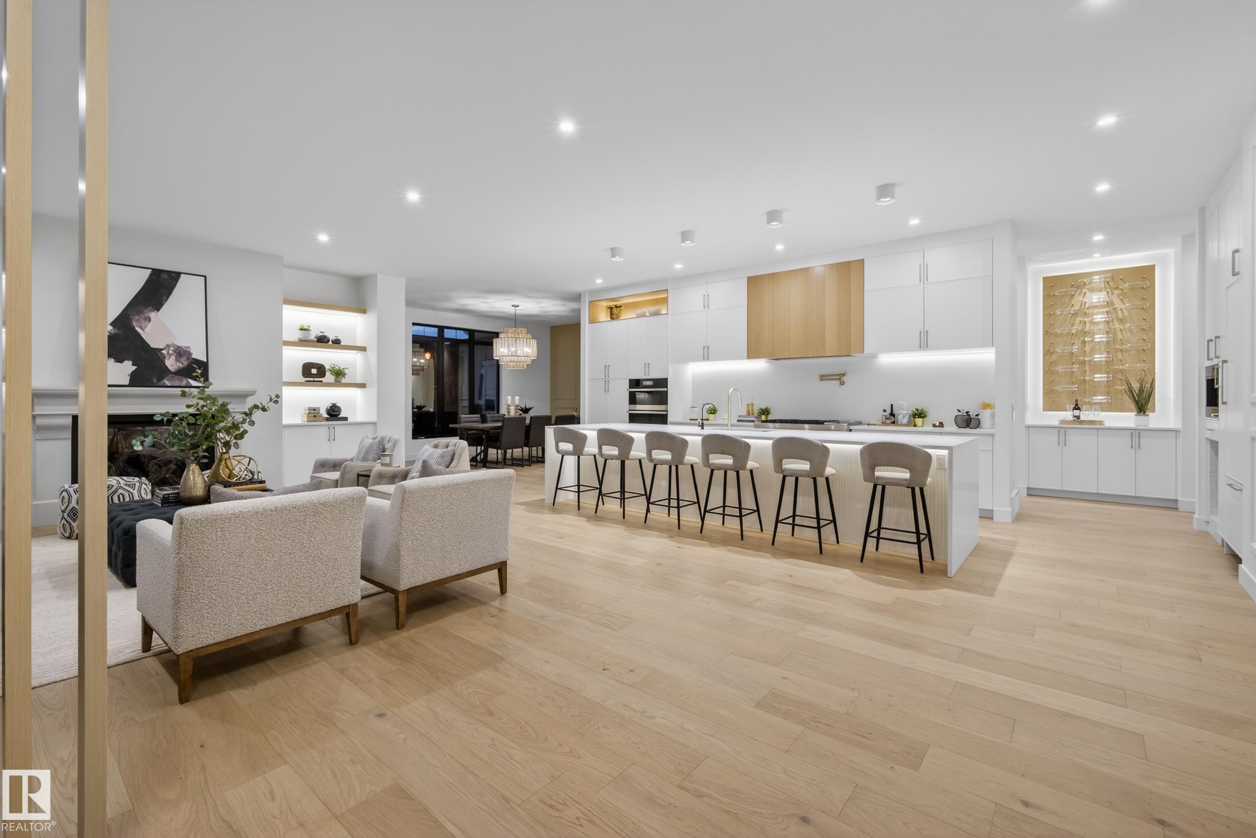 Photo 9 at 14320 Mackenzie Drive NW, Crestwood, Edmonton