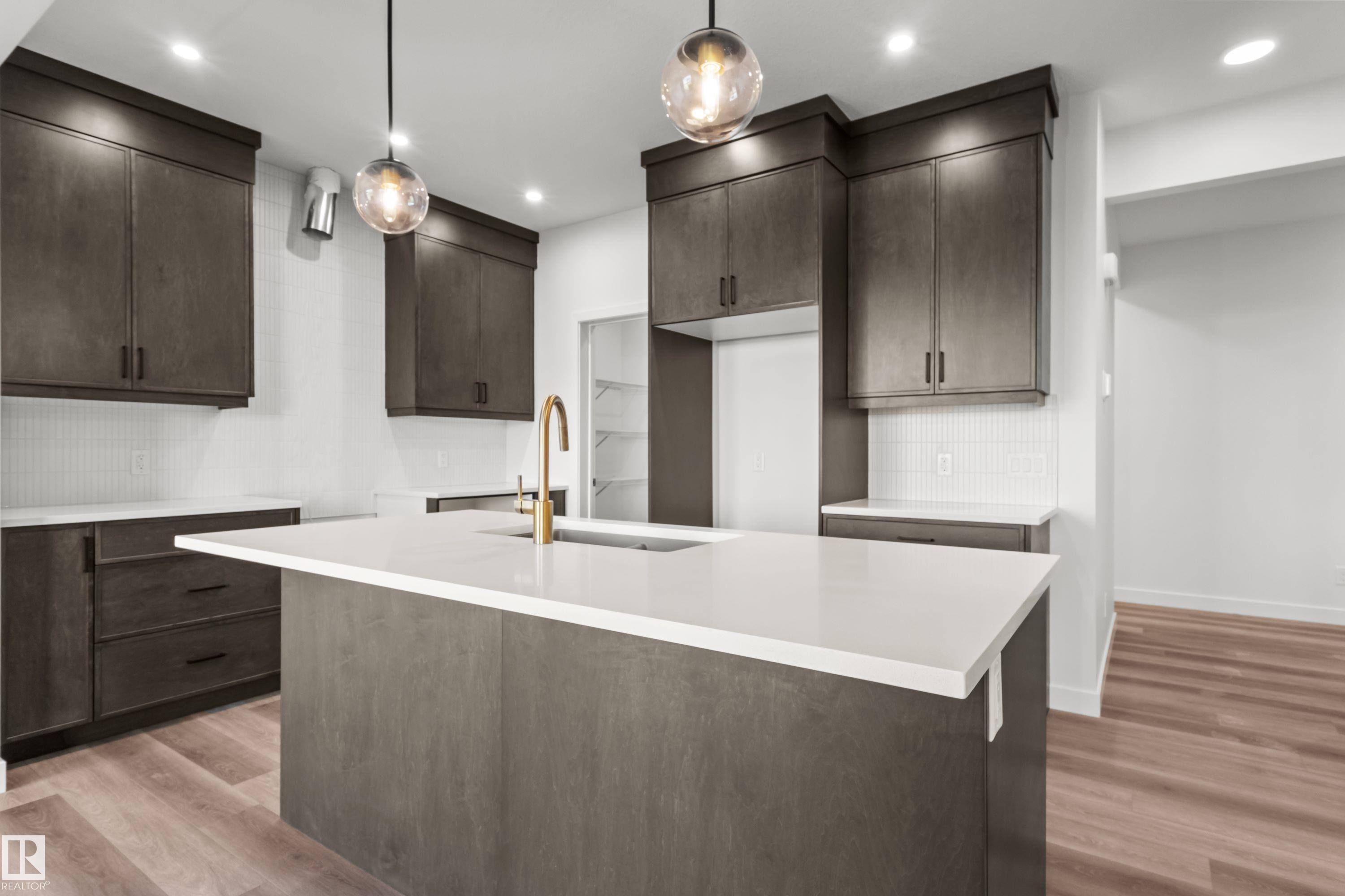 2124 Muckleplum Crescent SW, The Orchards At Ellerslie, Edmonton