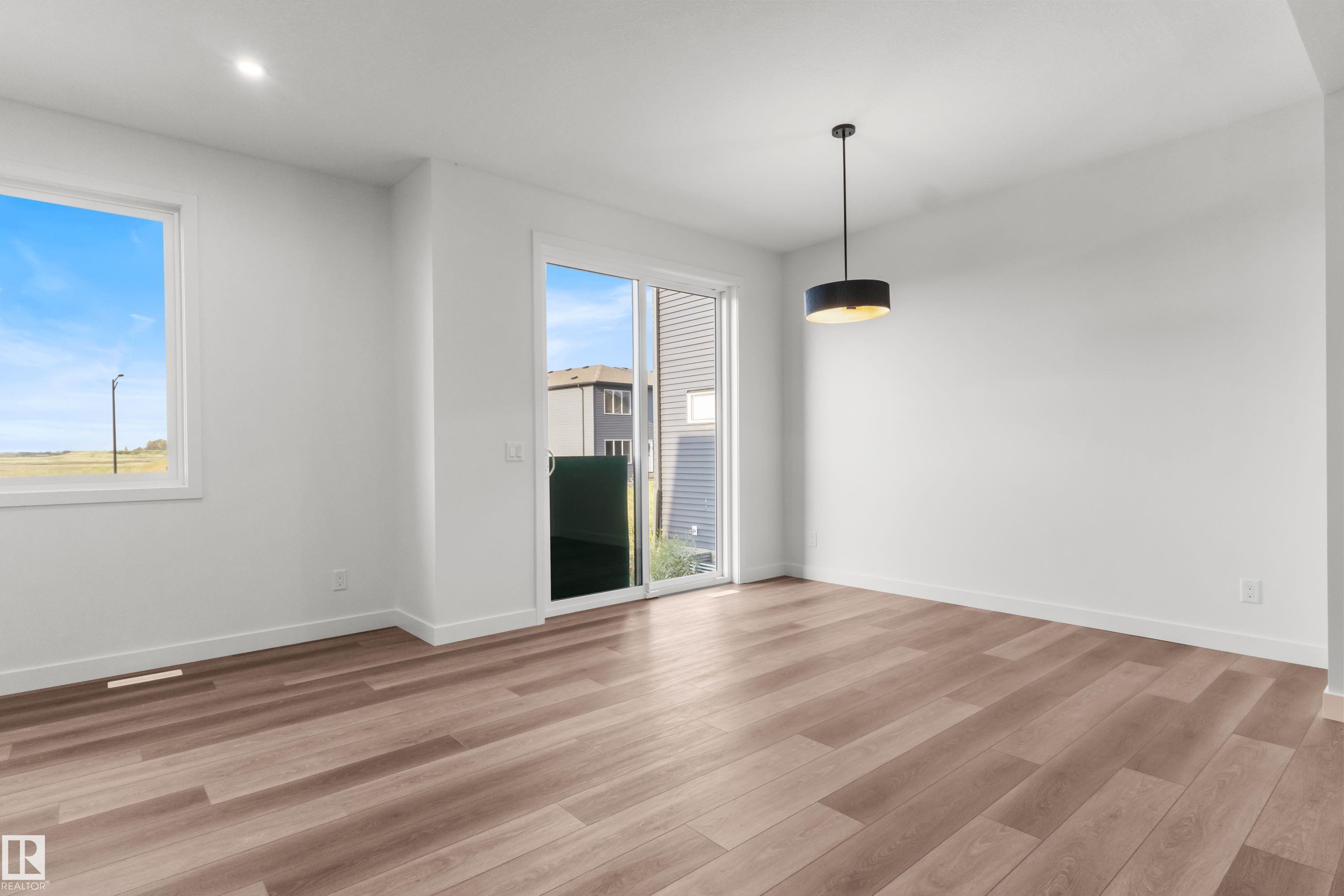 2124 Muckleplum Crescent SW, The Orchards At Ellerslie, Edmonton