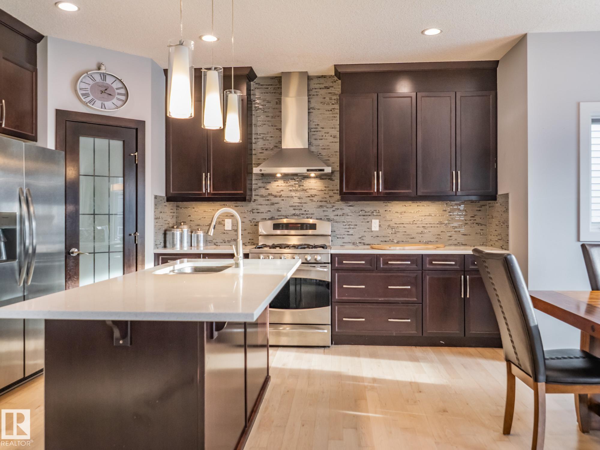 Photo 7 at 4211 Charles Close SW, Chappelle Area, Edmonton