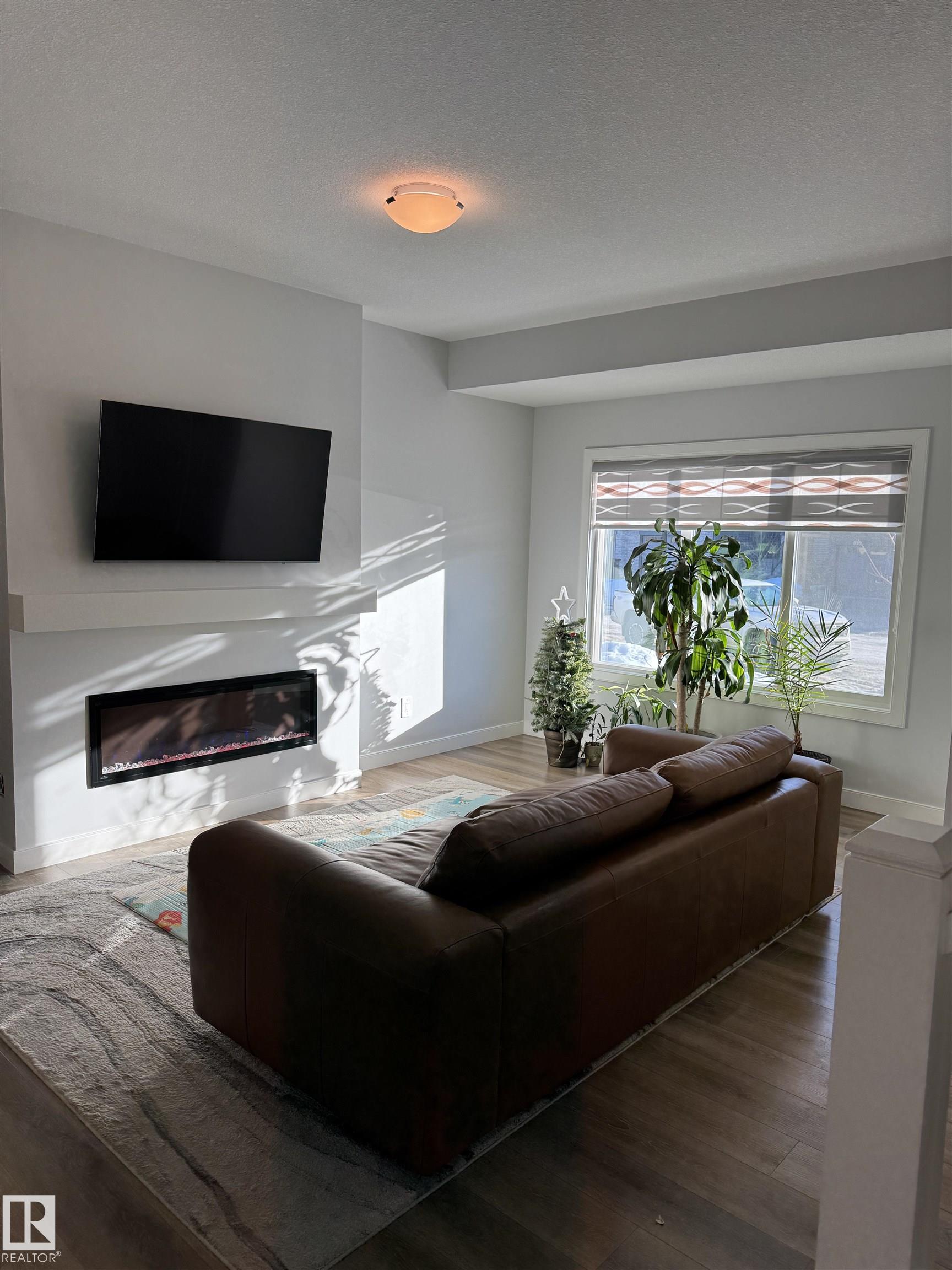 858 Northern Harrier Lane NW, Hawks Ridge, Edmonton