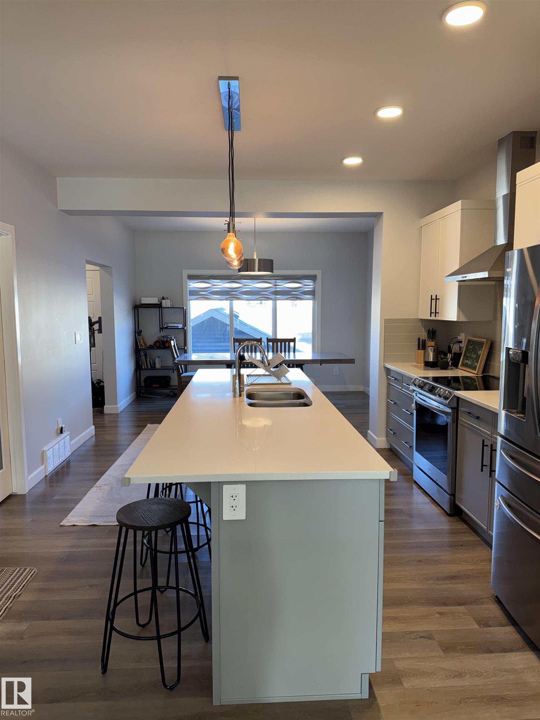 Photo 37 at 858 Northern Harrier Lane NW, Hawks Ridge, Edmonton