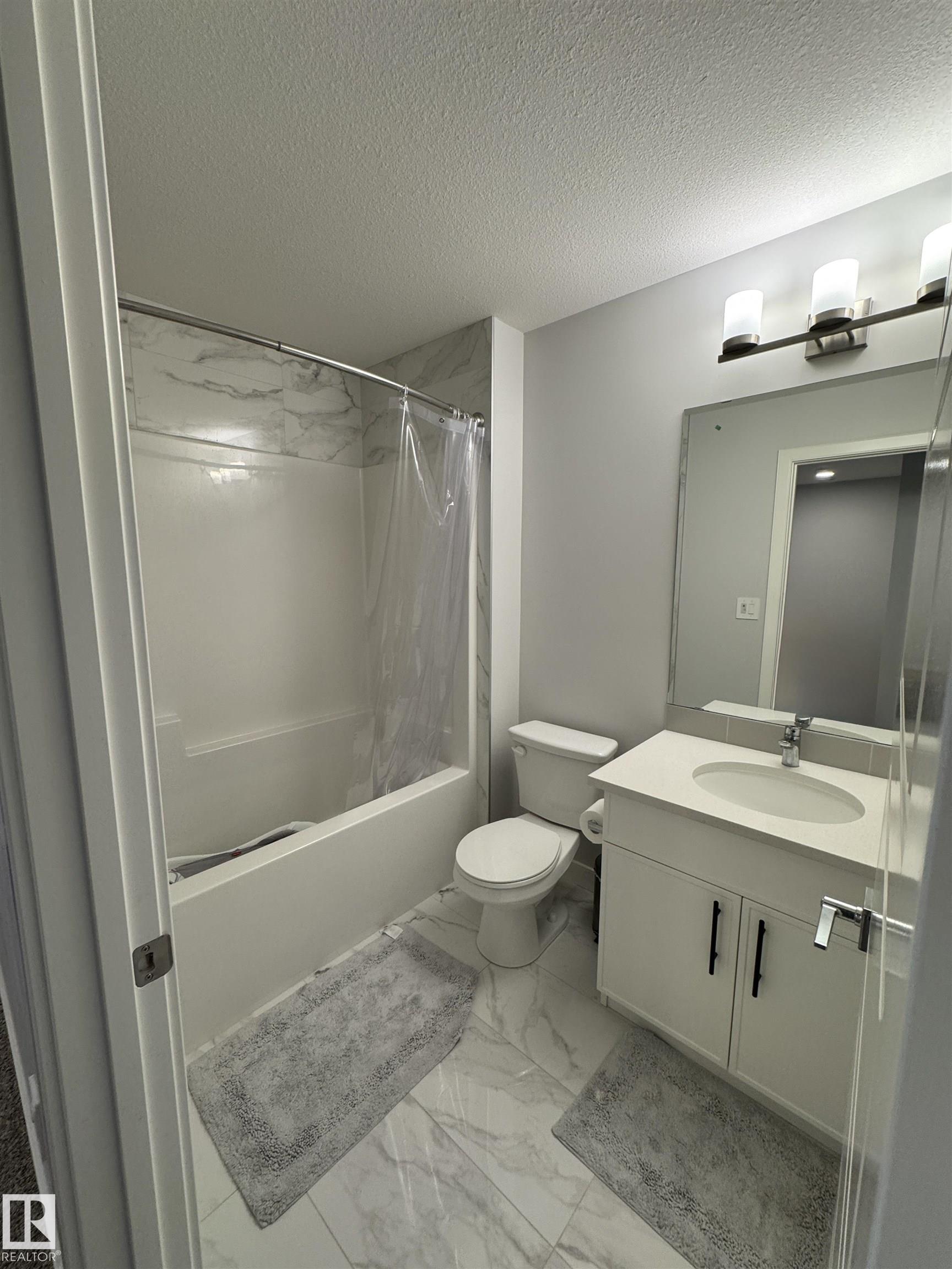 Photo 10 at 858 Northern Harrier Lane NW, Hawks Ridge, Edmonton