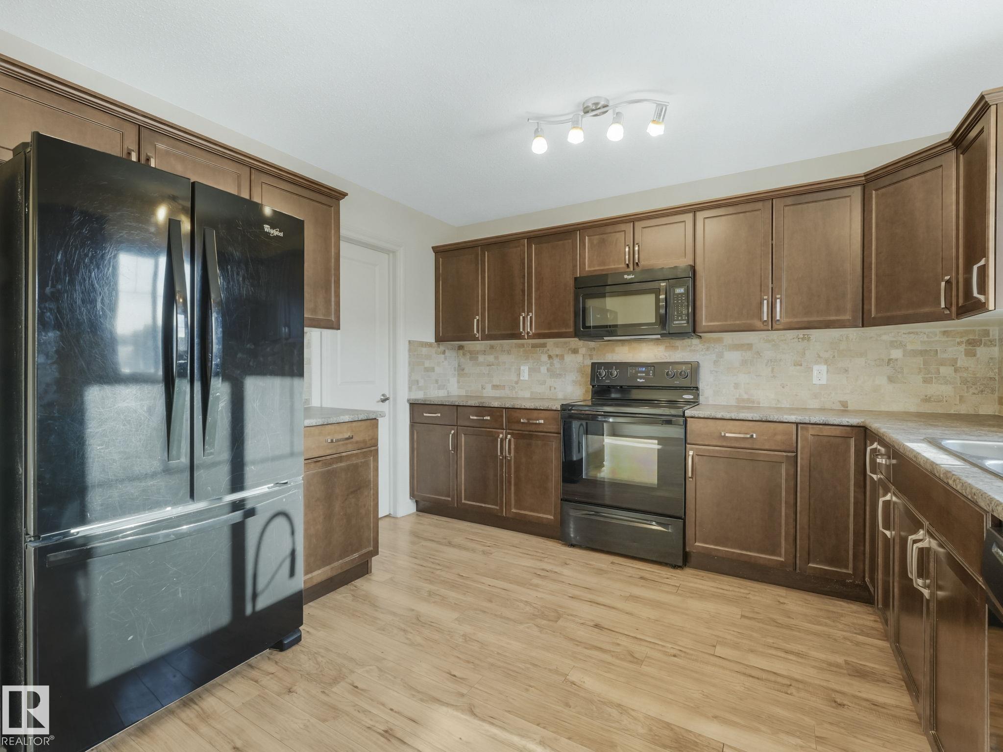 Photo 23 at 3003 16 Avenue NW, Laurel, Edmonton