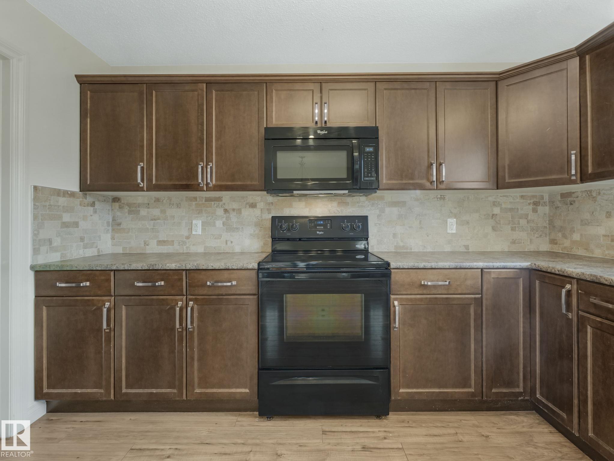 Photo 27 at 3003 16 Avenue NW, Laurel, Edmonton