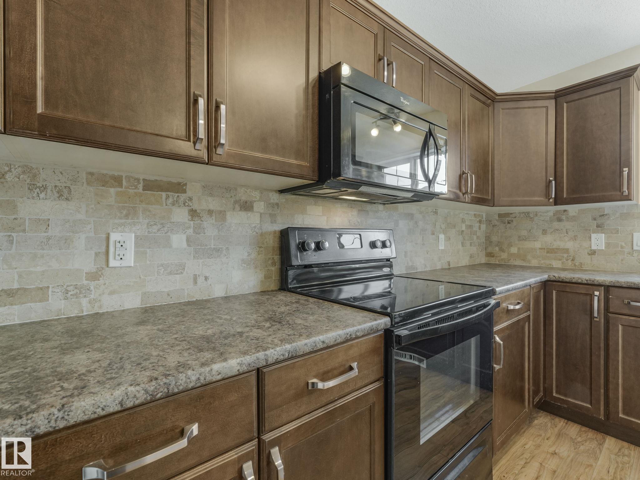 Photo 29 at 3003 16 Avenue NW, Laurel, Edmonton