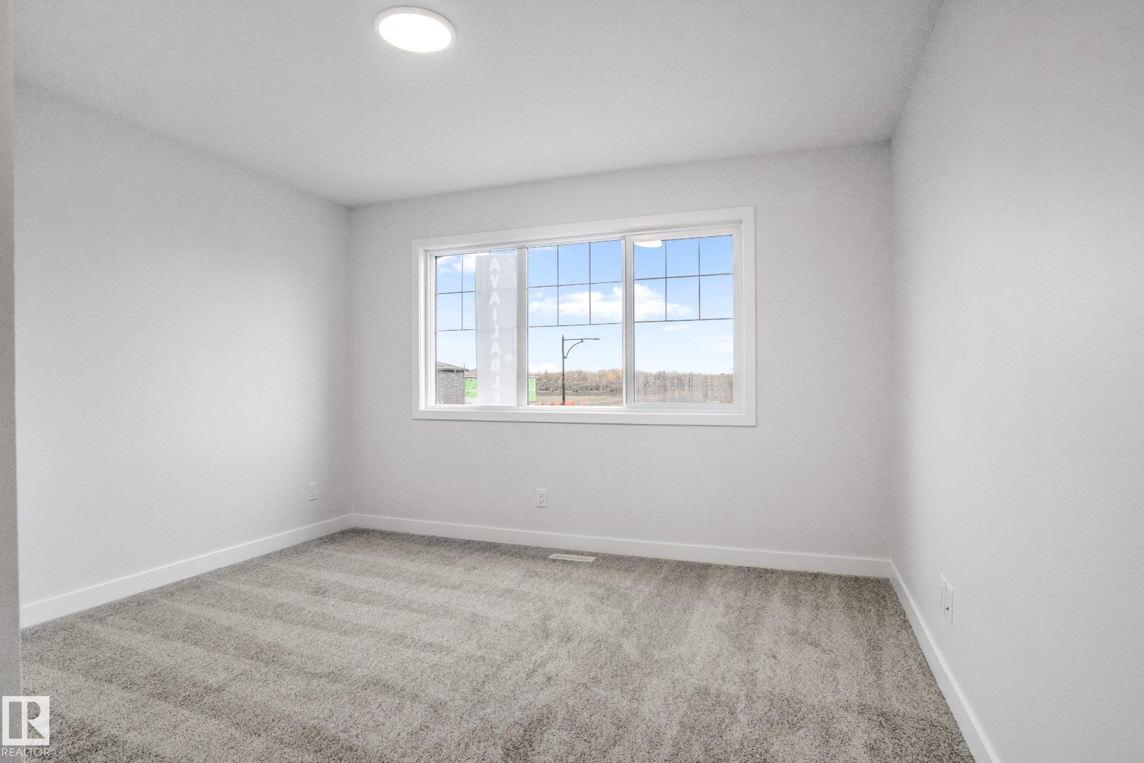 Photo 12 at 3741 Erlanger Drive NW, Edgemont, Edmonton