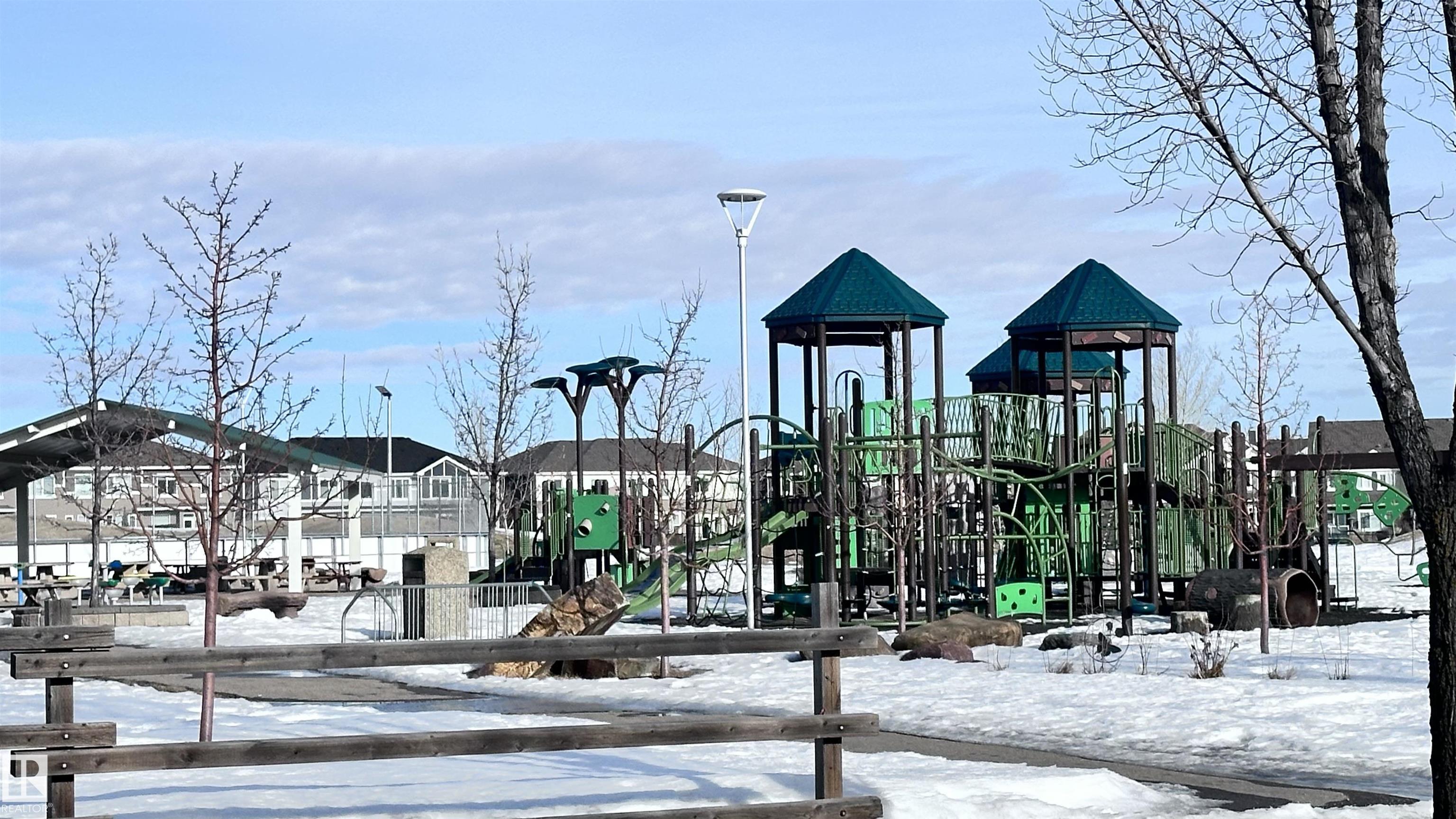 Photo 4 at 2508 Cameron Ravine Landing NW, Cameron Heights, Edmonton