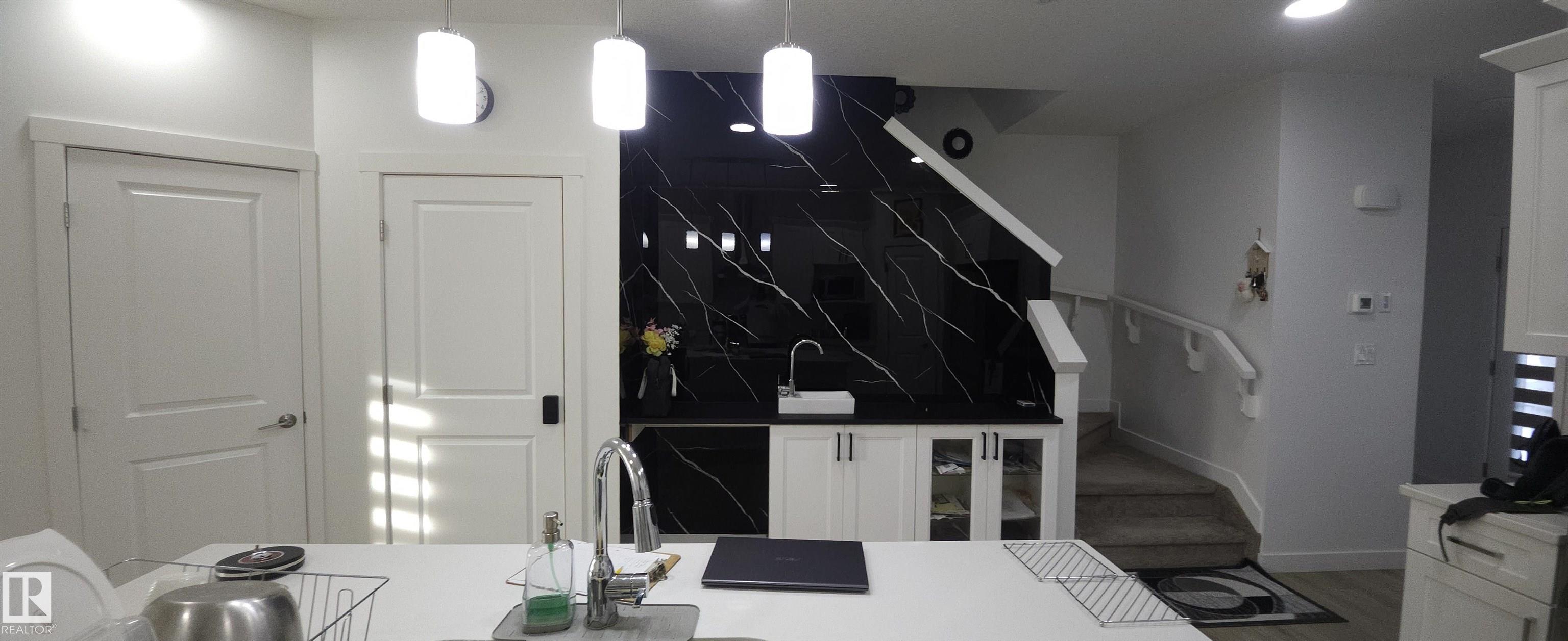 Photo 5 at 432 29 Street SW, Alces, Edmonton