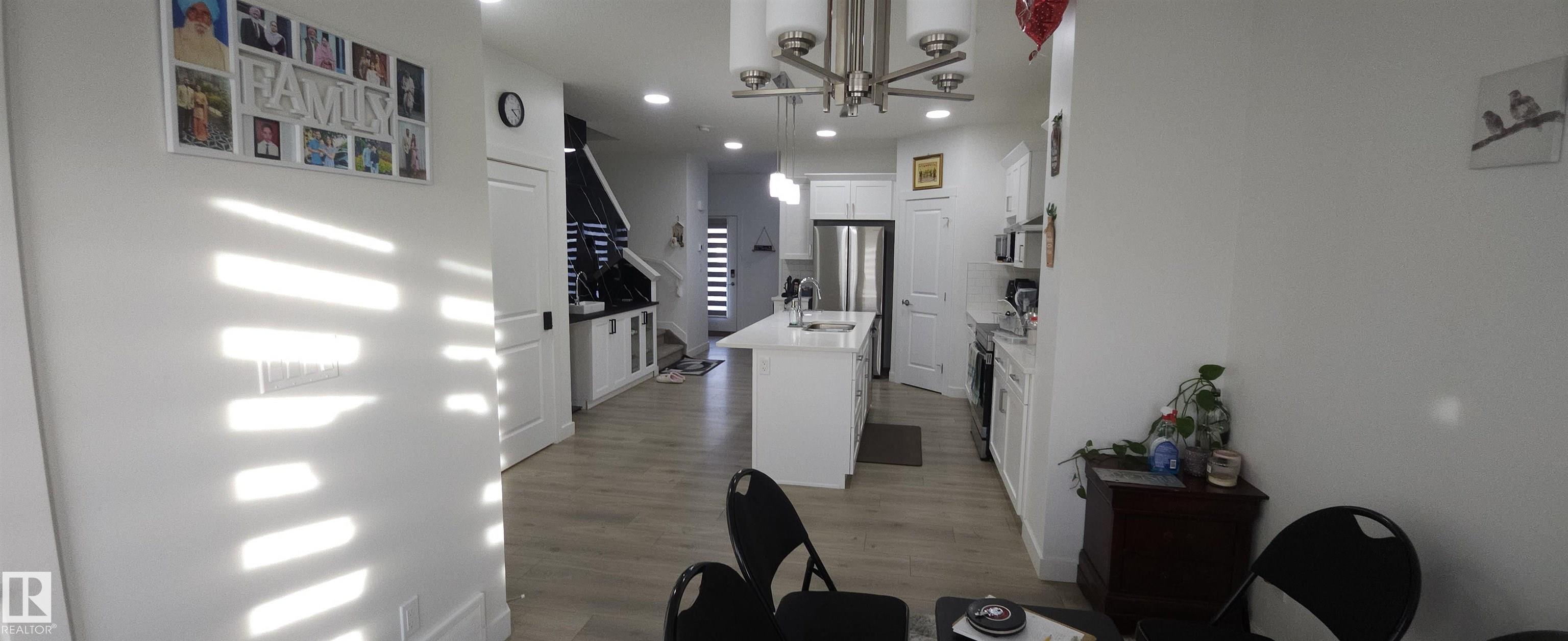 Photo 8 at 432 29 Street SW, Alces, Edmonton