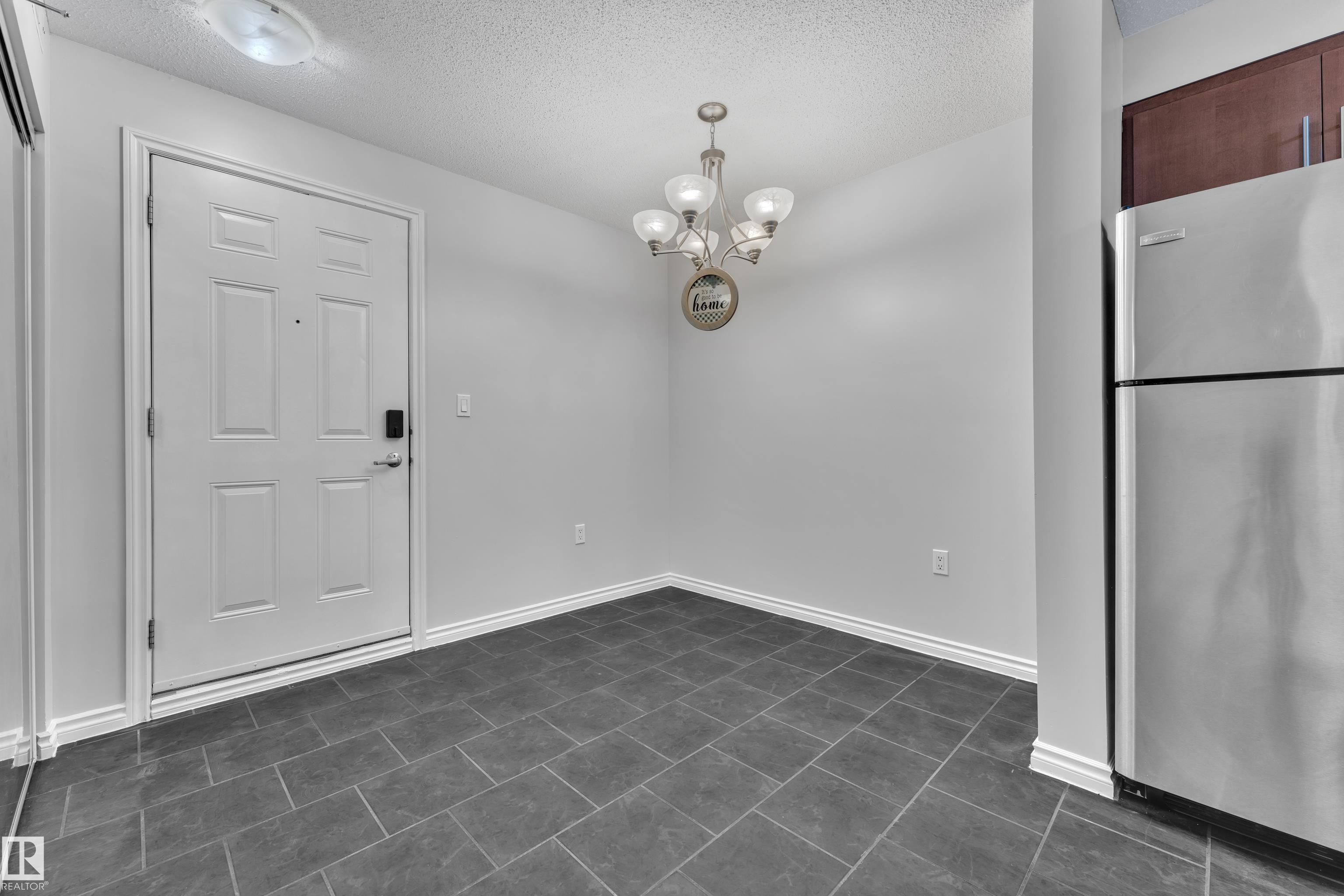 210 - 10118 106 Avenue NW, Central Mcdougall, Edmonton