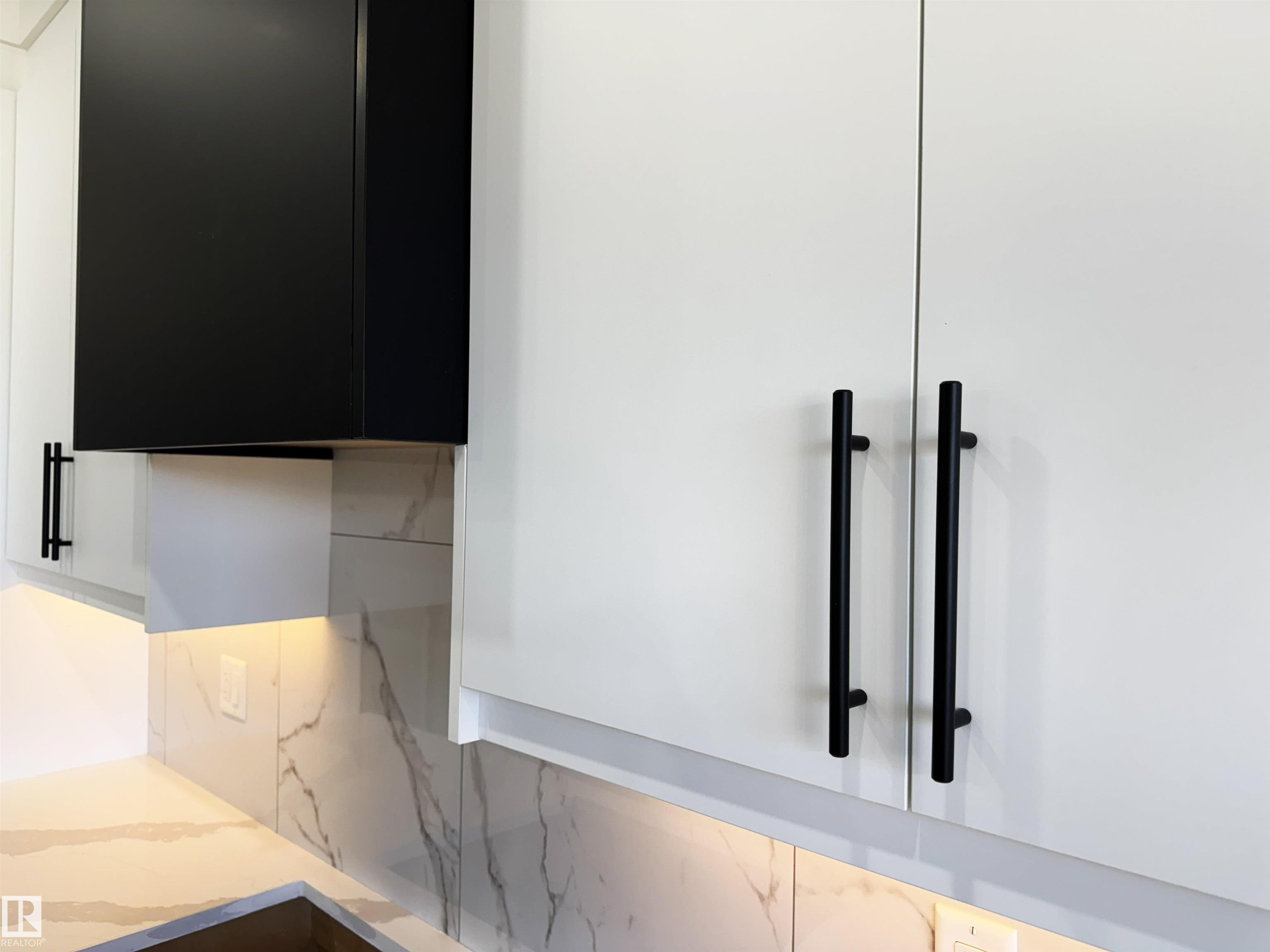 Photo 13 at 1558 Siskin Link NW, Kinglet Gardens, Edmonton