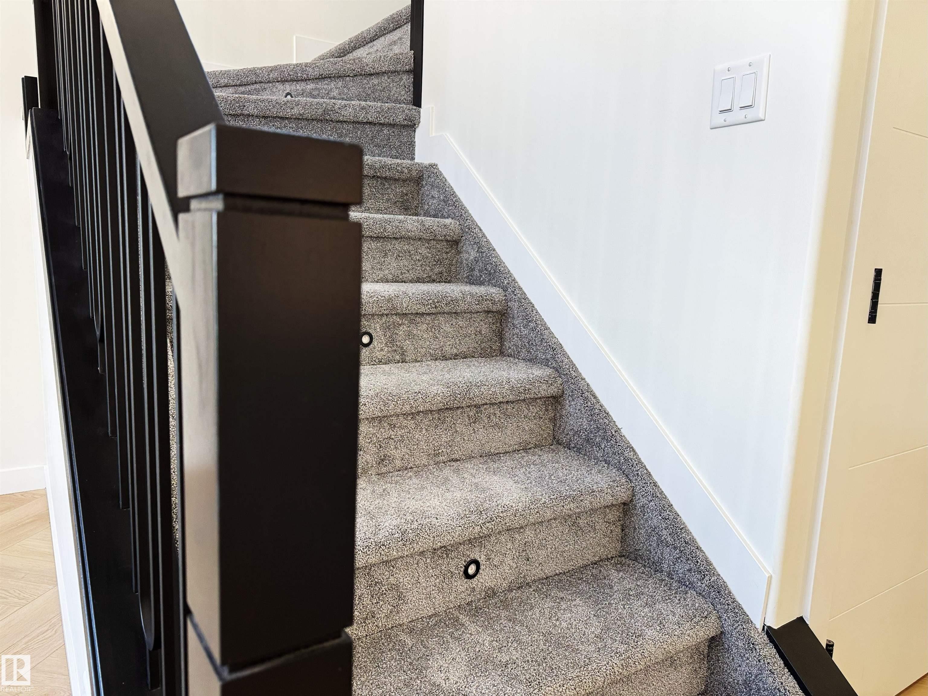 Photo 21 at 1558 Siskin Link NW, Kinglet Gardens, Edmonton